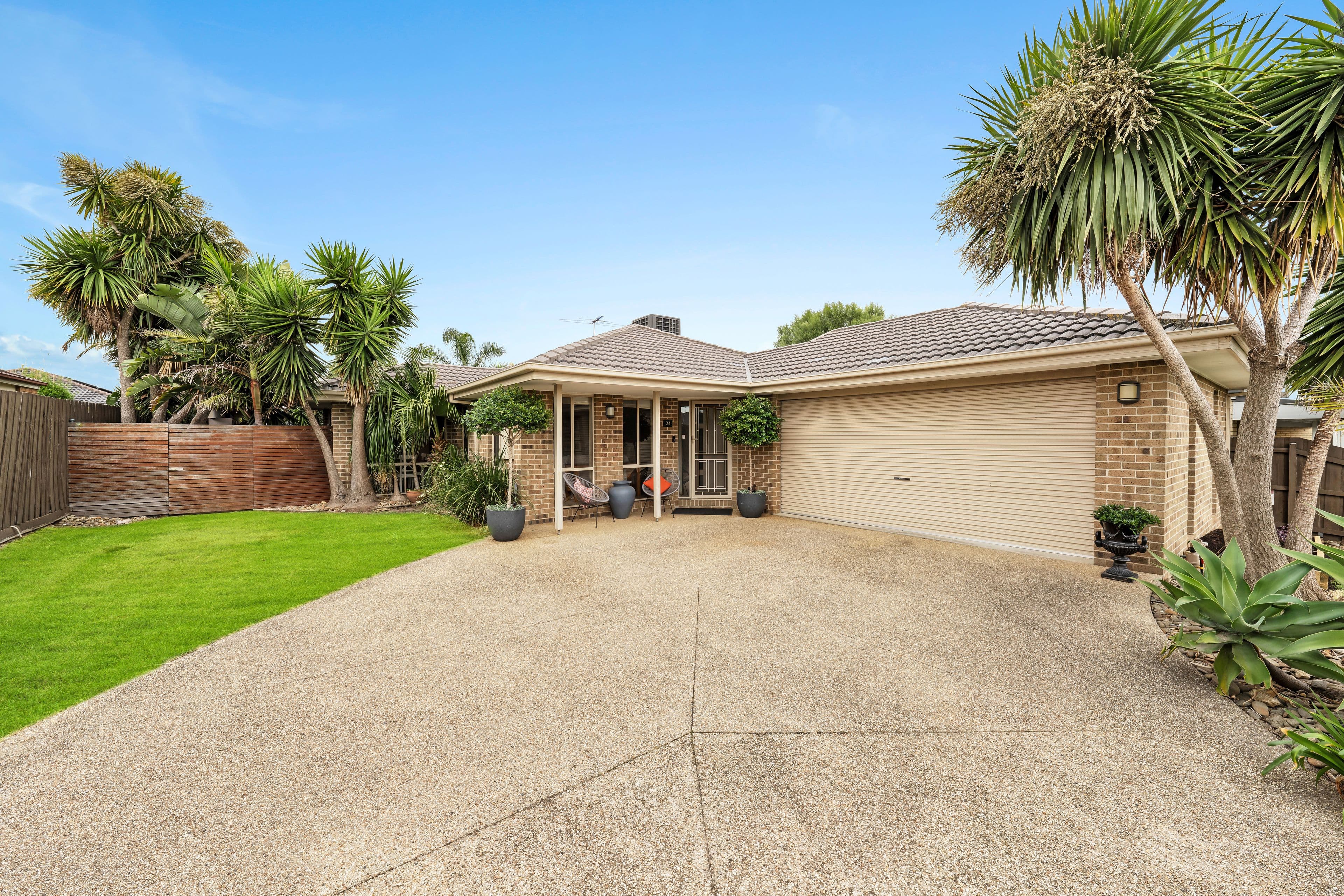 24 Diamond Parade, Skye VIC 3977, Skye - Image 1