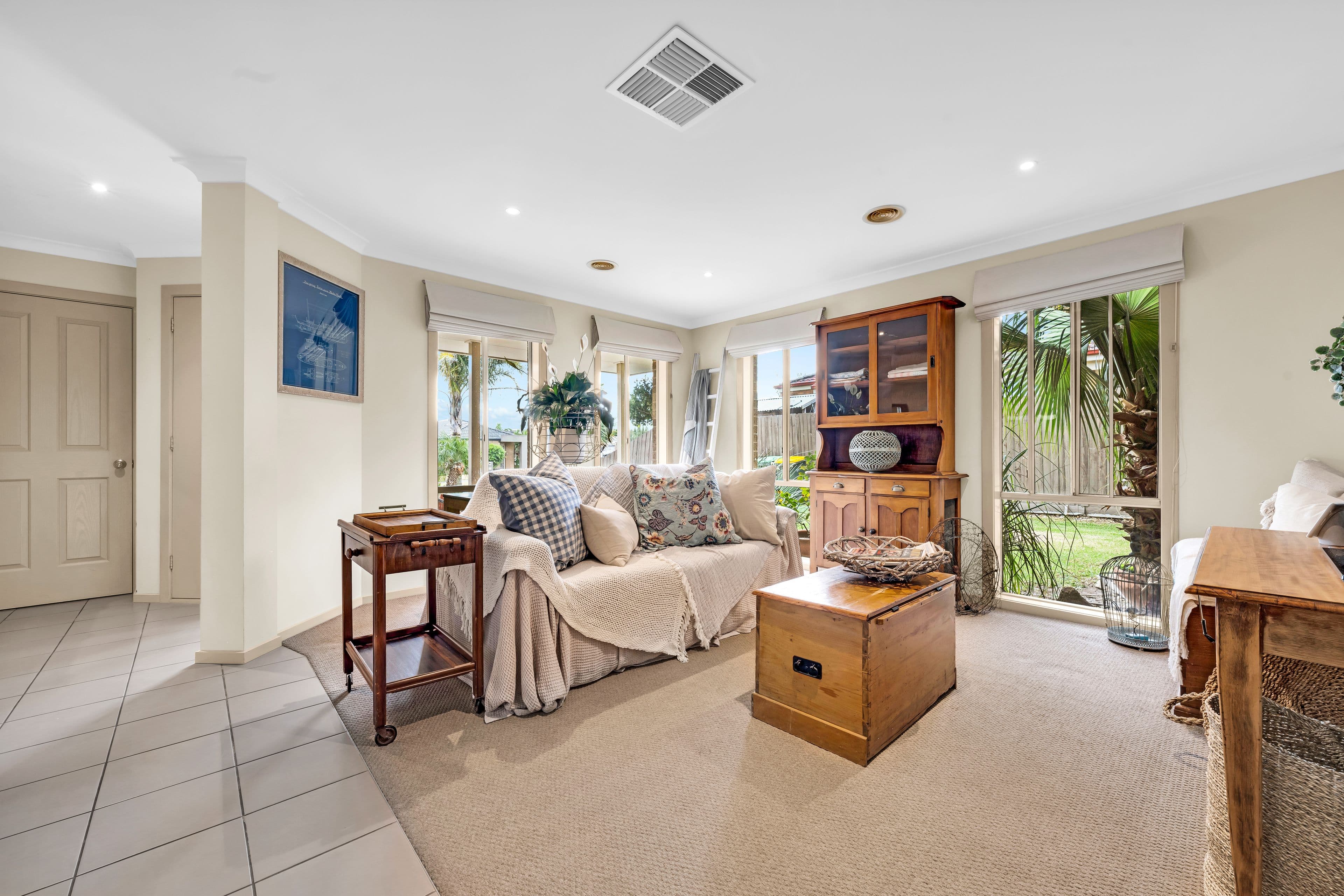 24 Diamond Parade, Skye VIC 3977, Skye - Thumbnail 2