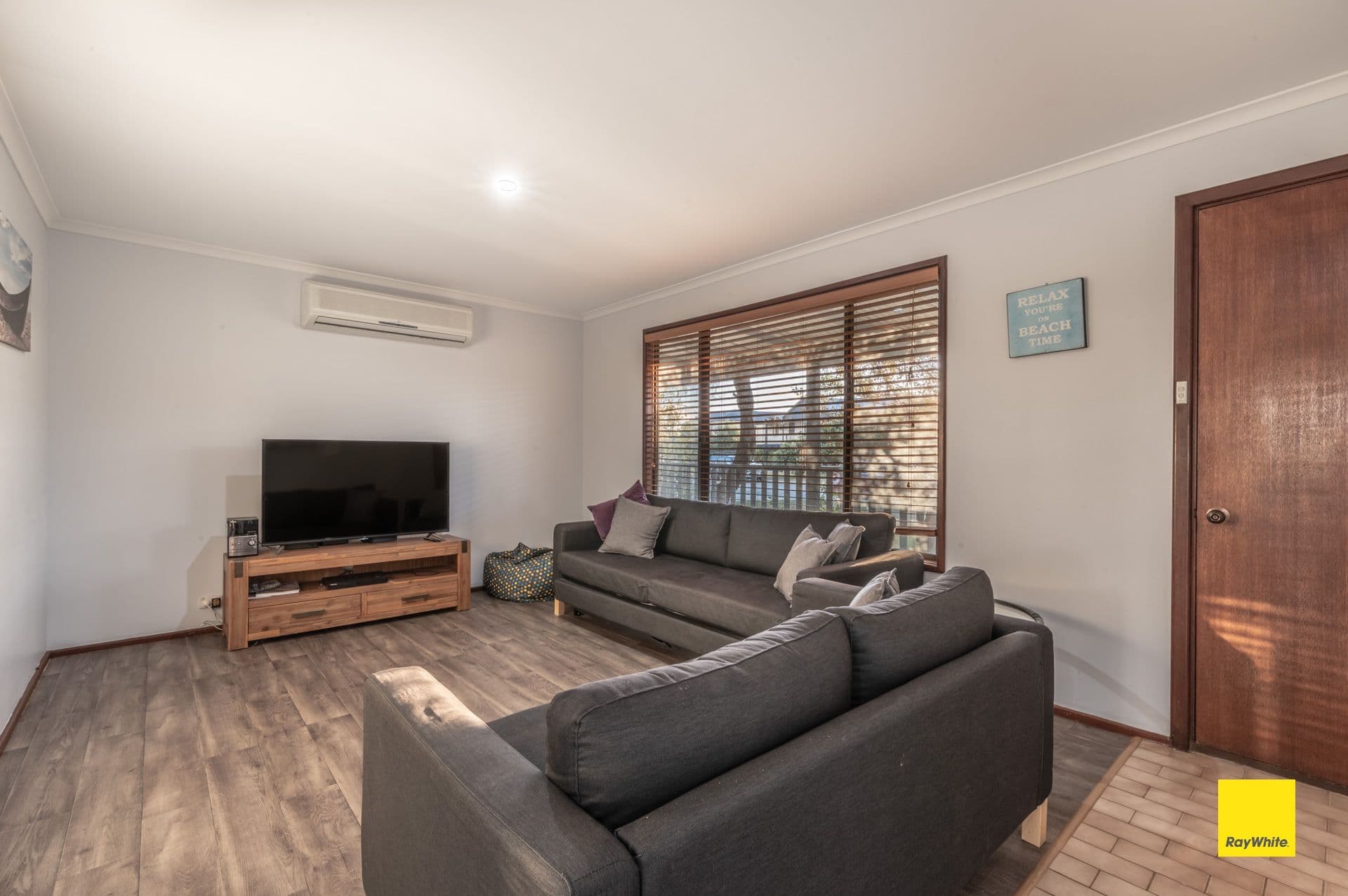 22 HARVEY Drive, Ledge Point WA 6043, Ledge Point - Thumbnail 3