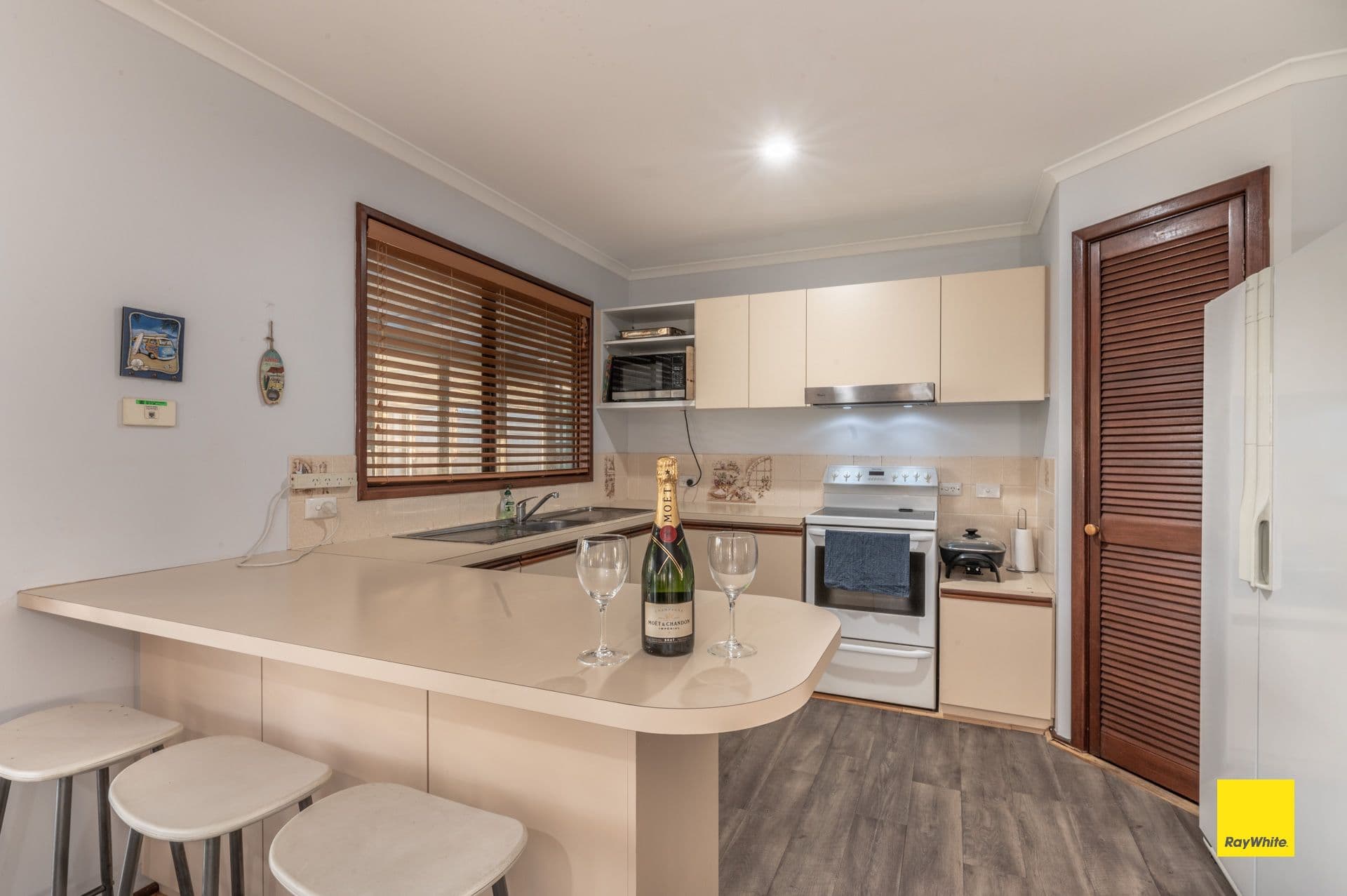 22 HARVEY Drive, Ledge Point WA 6043, Ledge Point - Thumbnail 4