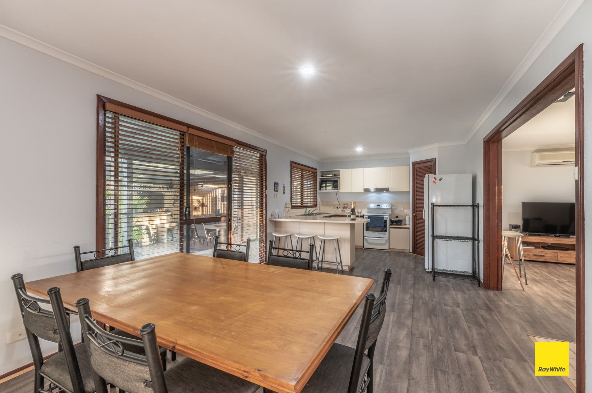 22 HARVEY Drive, Ledge Point WA 6043, Ledge Point - Thumbnail 6