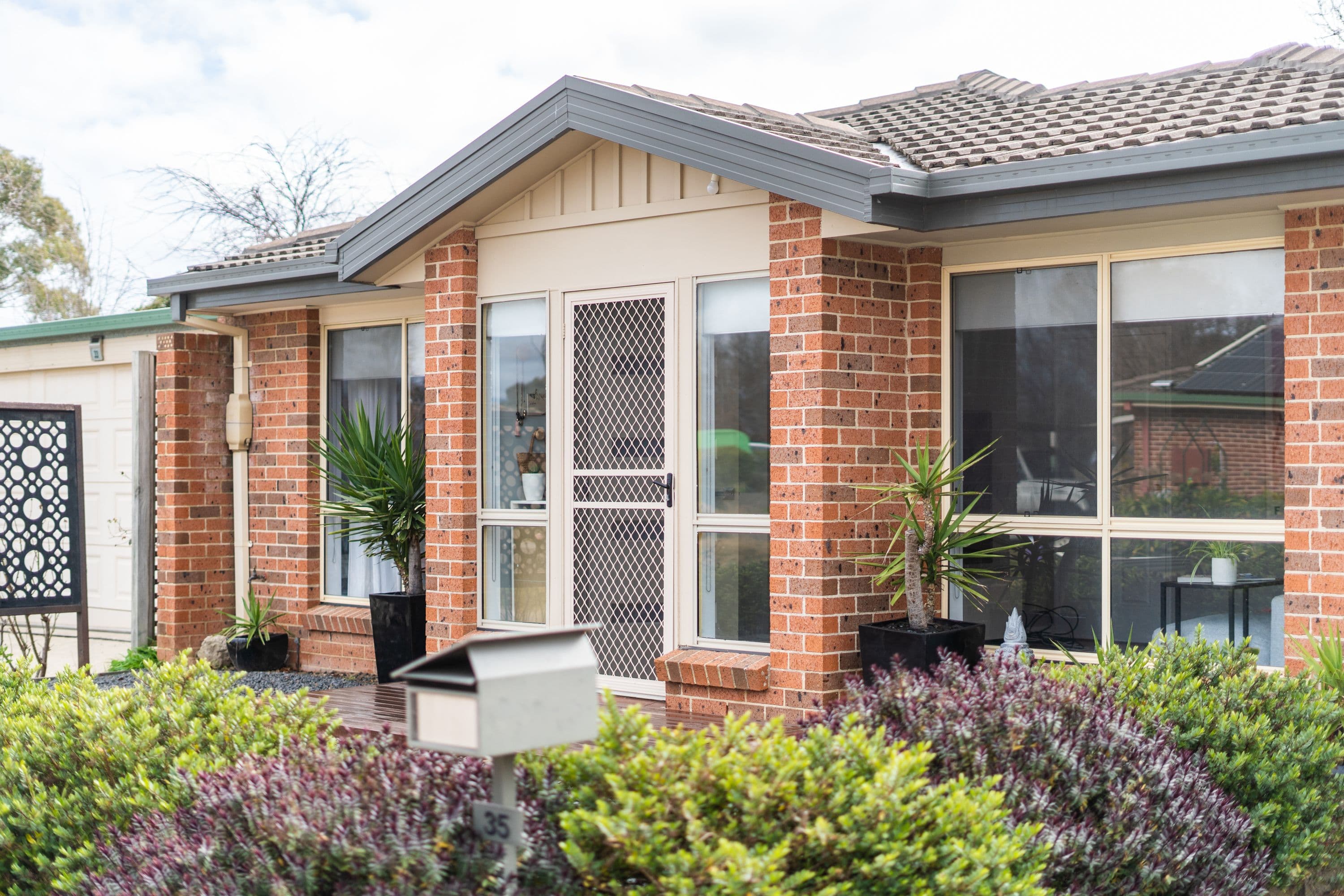 35 Thornhill Crescent, Dunlop ACT 2615, Dunlop - Thumbnail 2