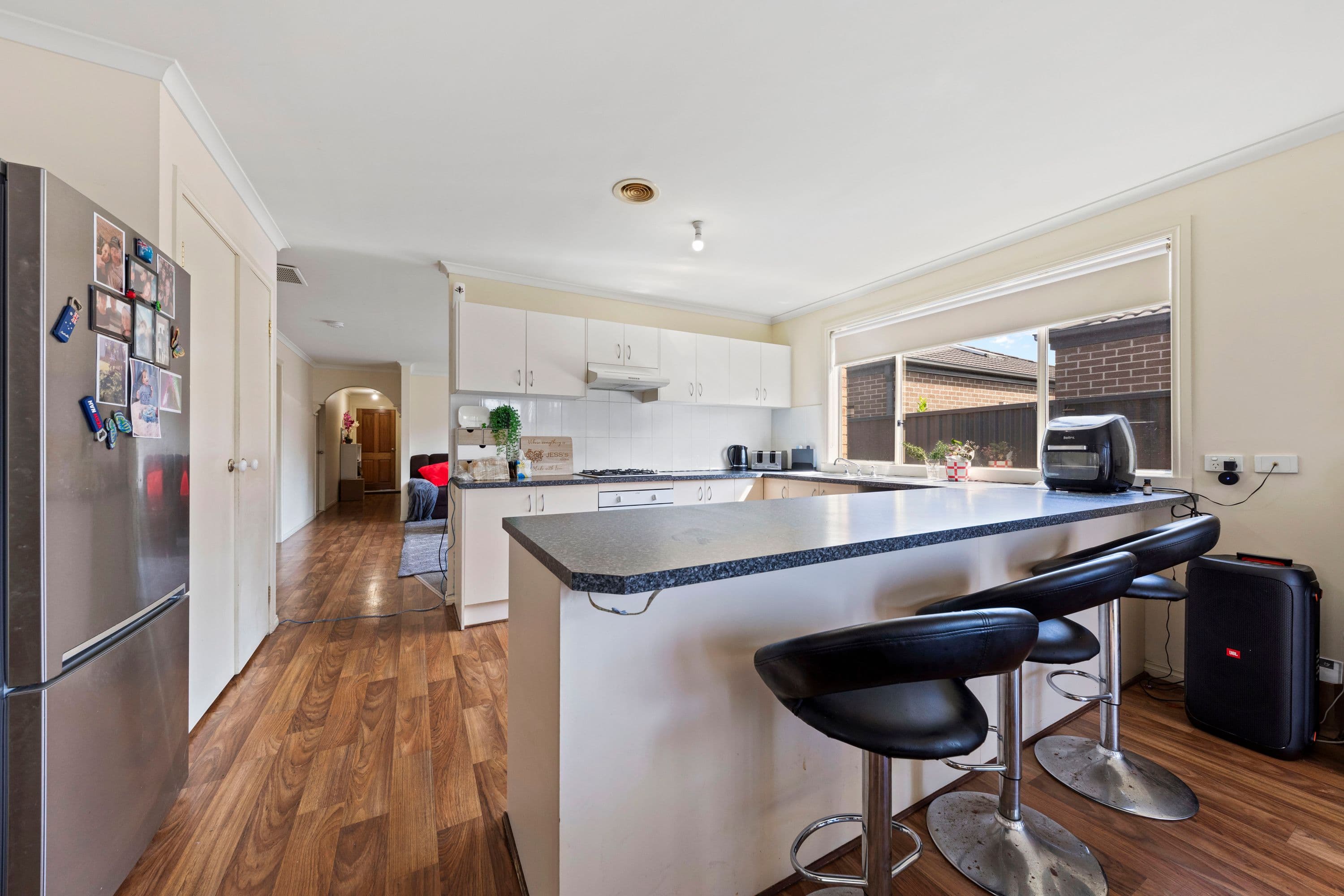 12 Dianella Close, Pakenham VIC 3810, Pakenham - Thumbnail 3