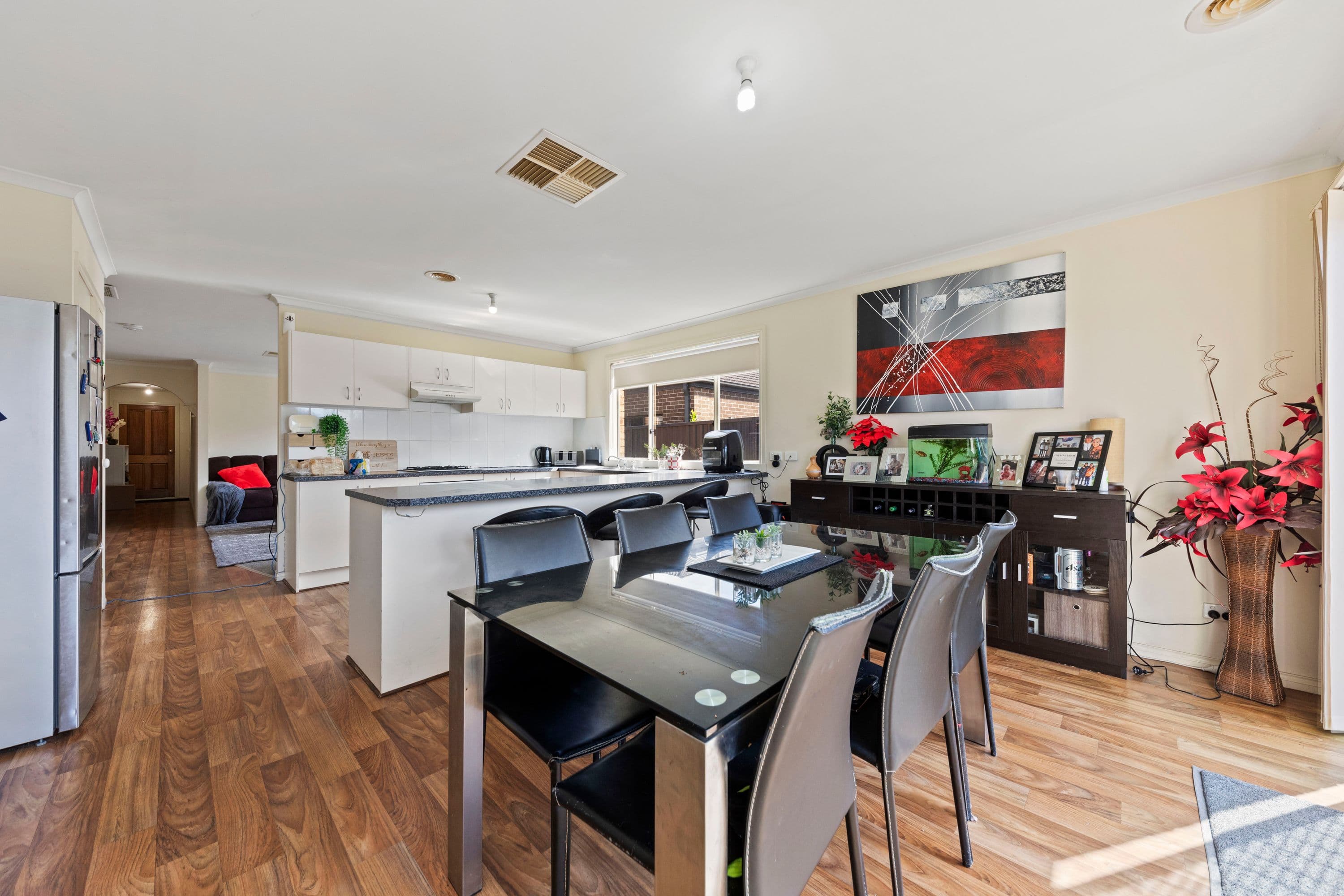 12 Dianella Close, Pakenham VIC 3810, Pakenham - Thumbnail 4