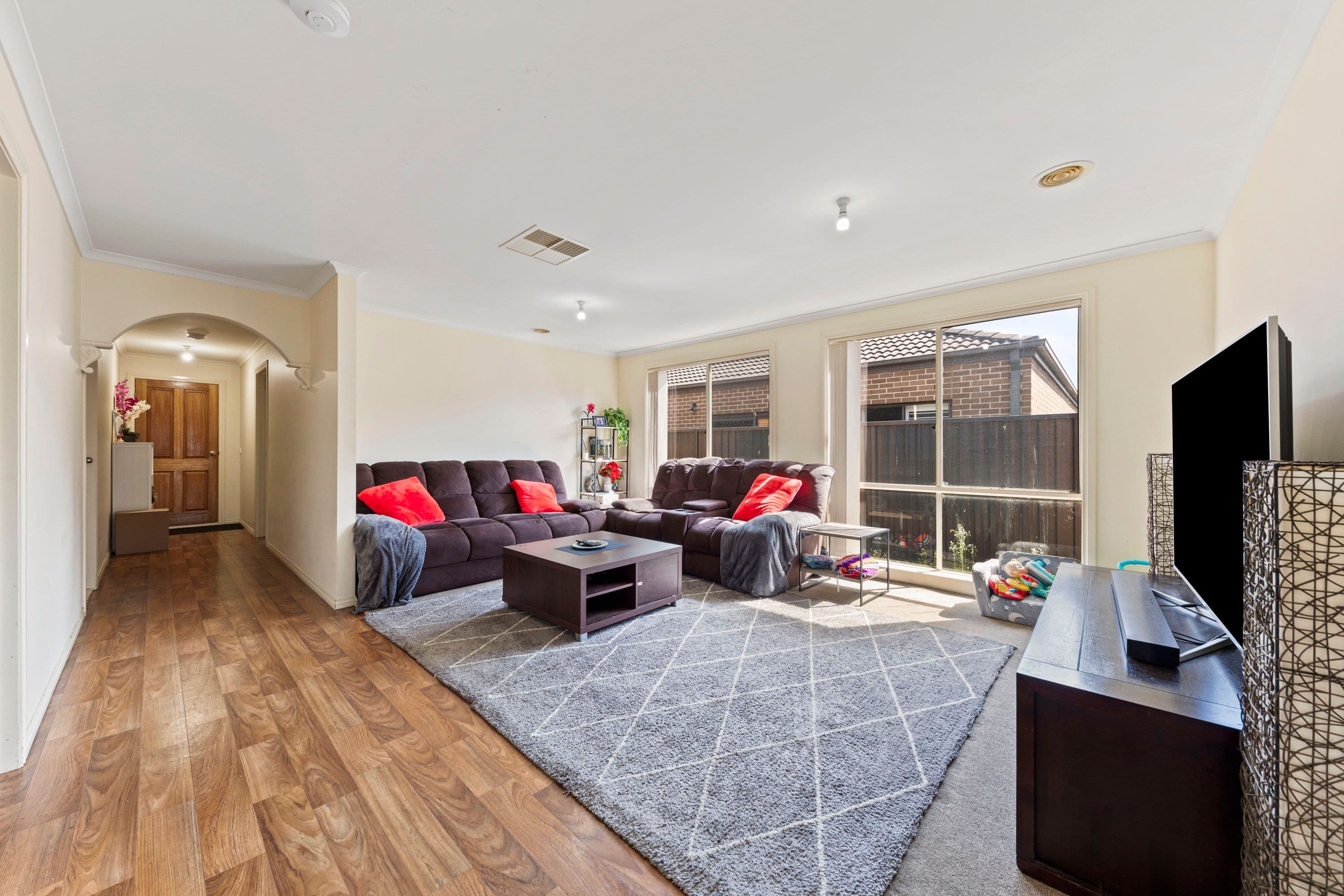 12 Dianella Close, Pakenham VIC 3810, Pakenham - Thumbnail 7