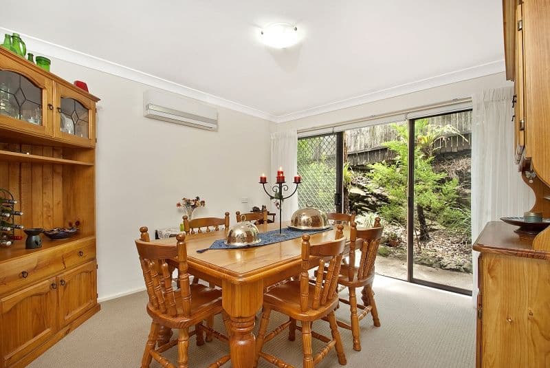 27 Dumbarton Place, ENGADINE NSW 2233, Engadine - Thumbnail 3