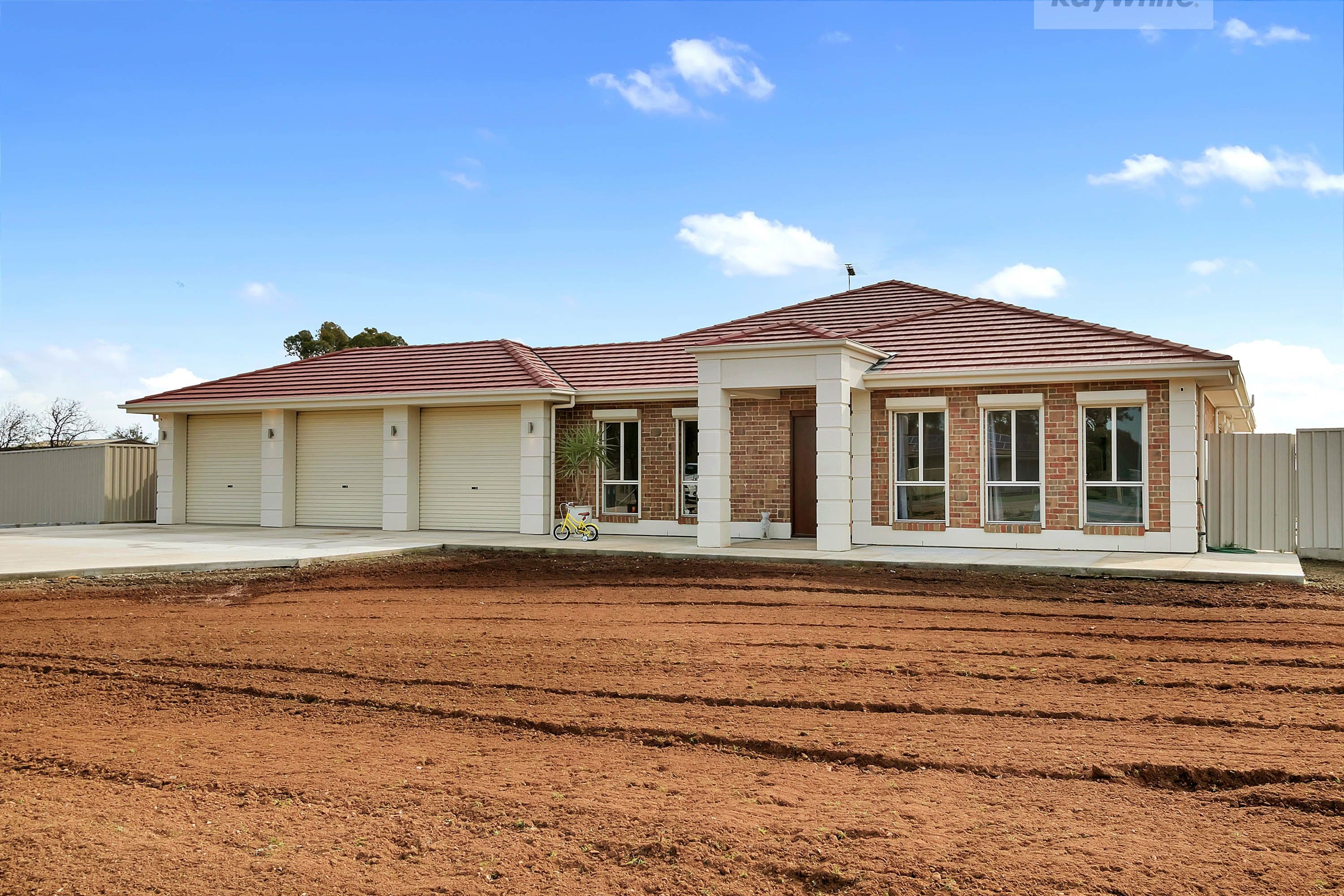 11 Dawkins Road, Two Wells SA 5501, Two Wells - Image 1