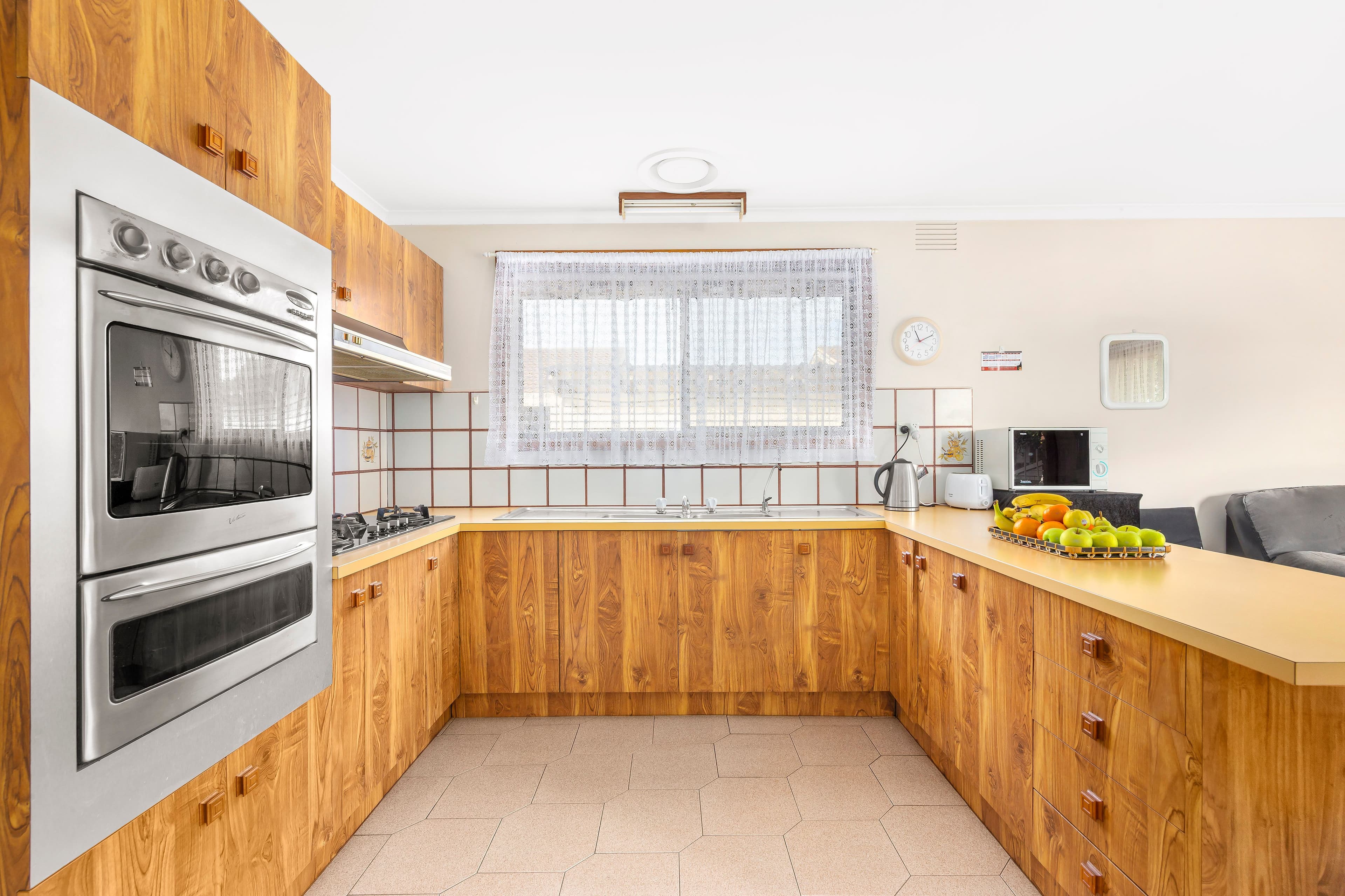 32 Streeton Circuit, Mill Park VIC 3082, Mill Park - Thumbnail 2
