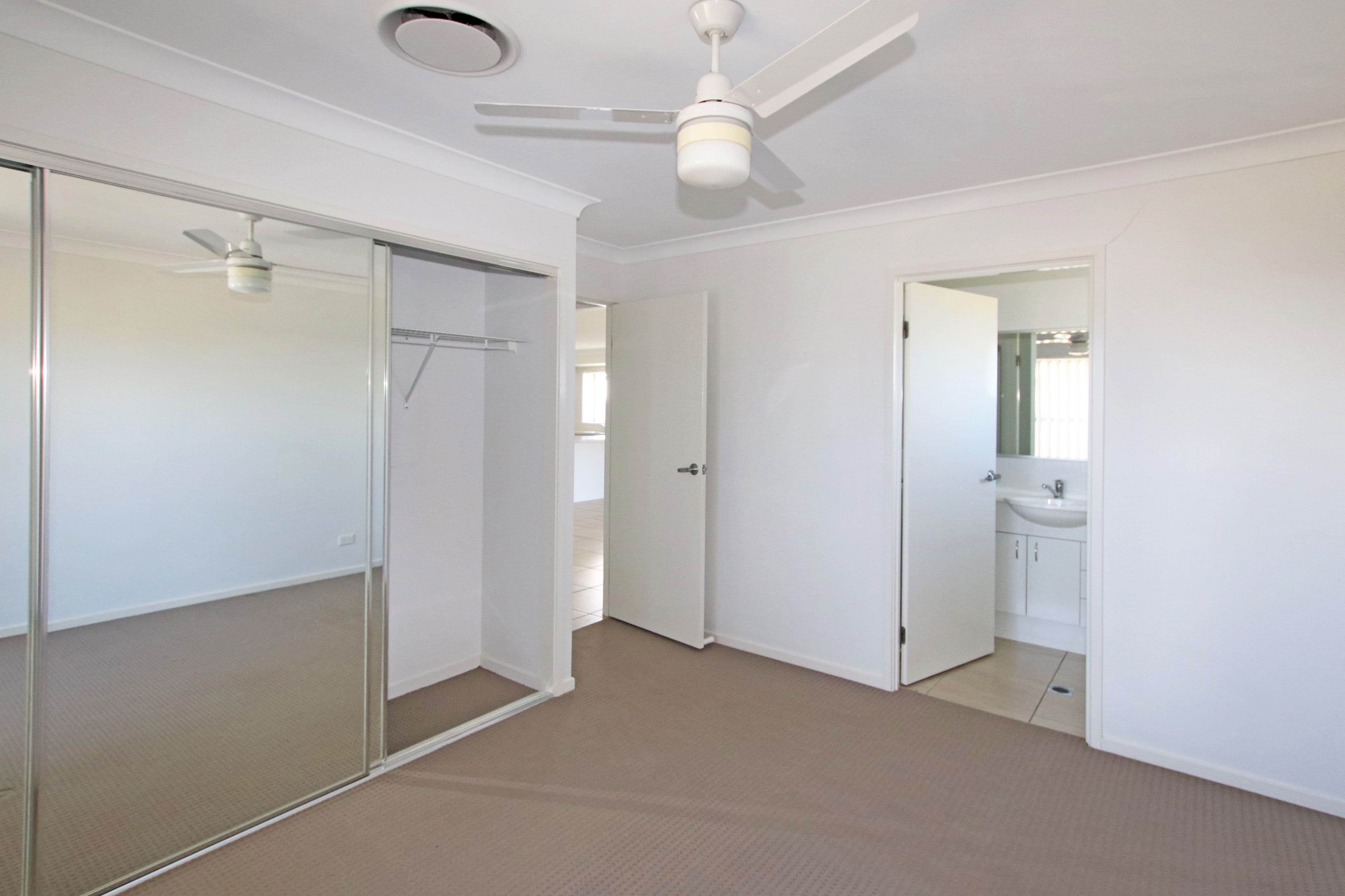 43 Highland Way, BILOELA QLD 4715, Biloela - Thumbnail 3