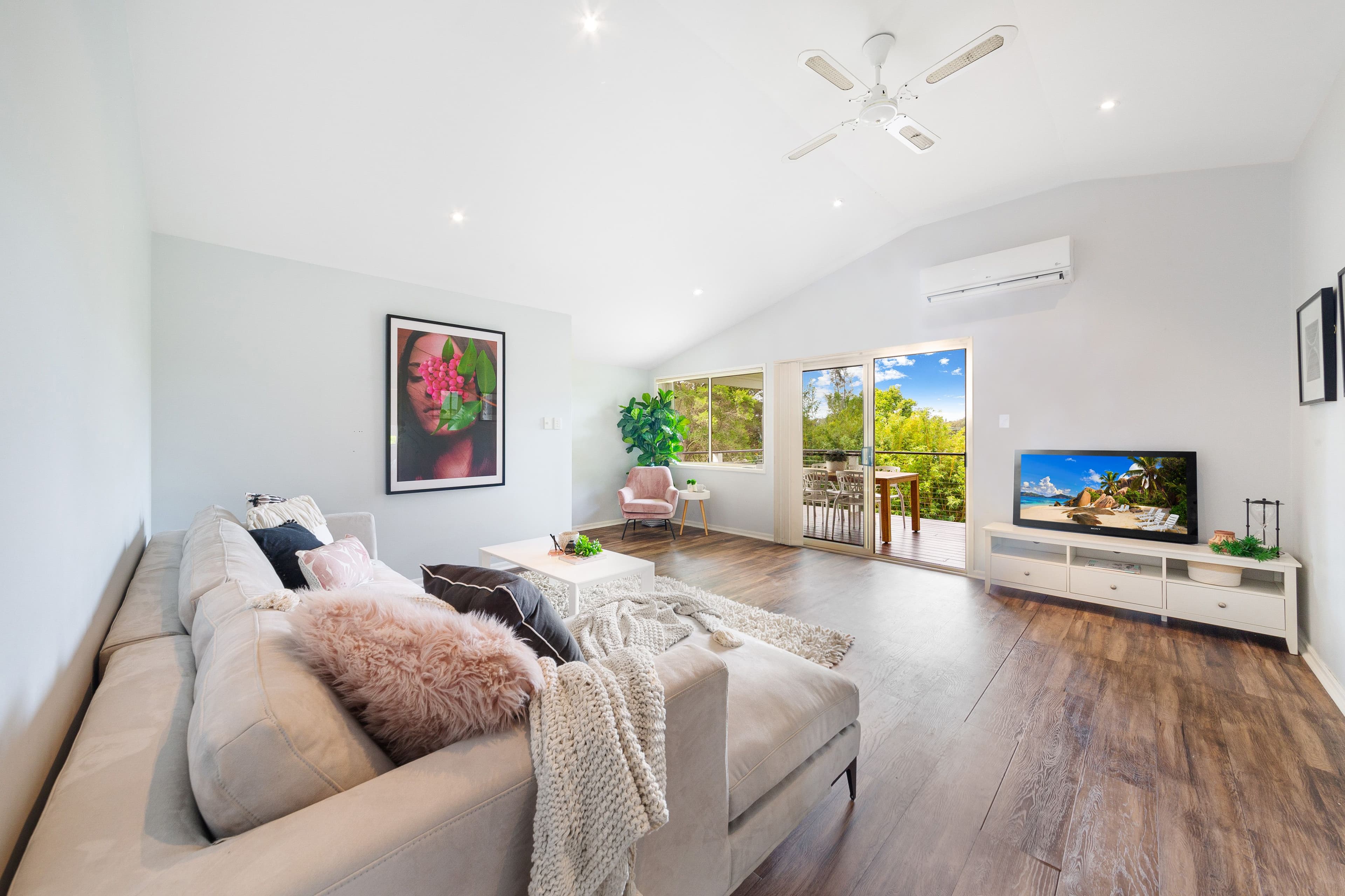 26 Anembo Avenue, Summerland Point NSW 2259, Summerland Point - Thumbnail 2