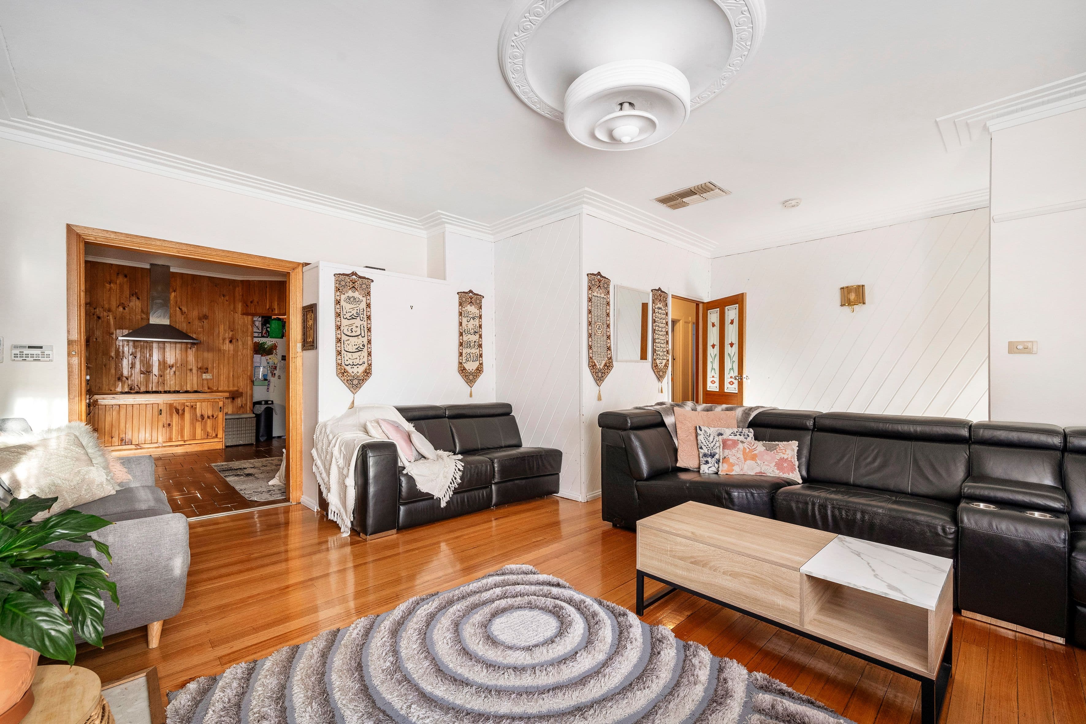 10 Fairmount Street, Hadfield VIC 3046, Hadfield - Thumbnail 3