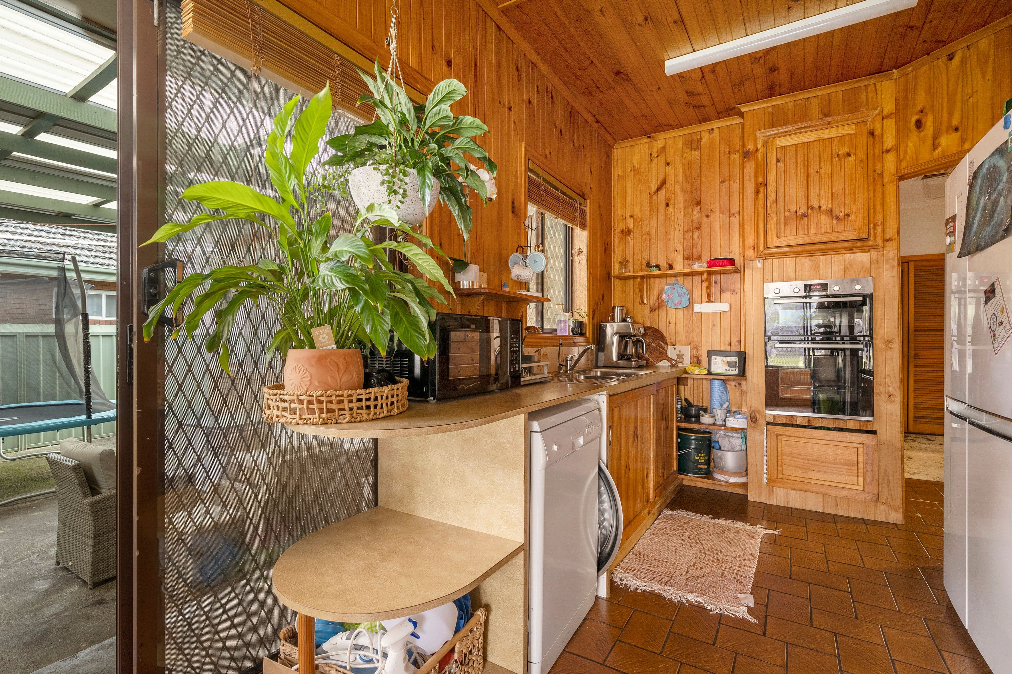10 Fairmount Street, Hadfield VIC 3046, Hadfield - Thumbnail 7