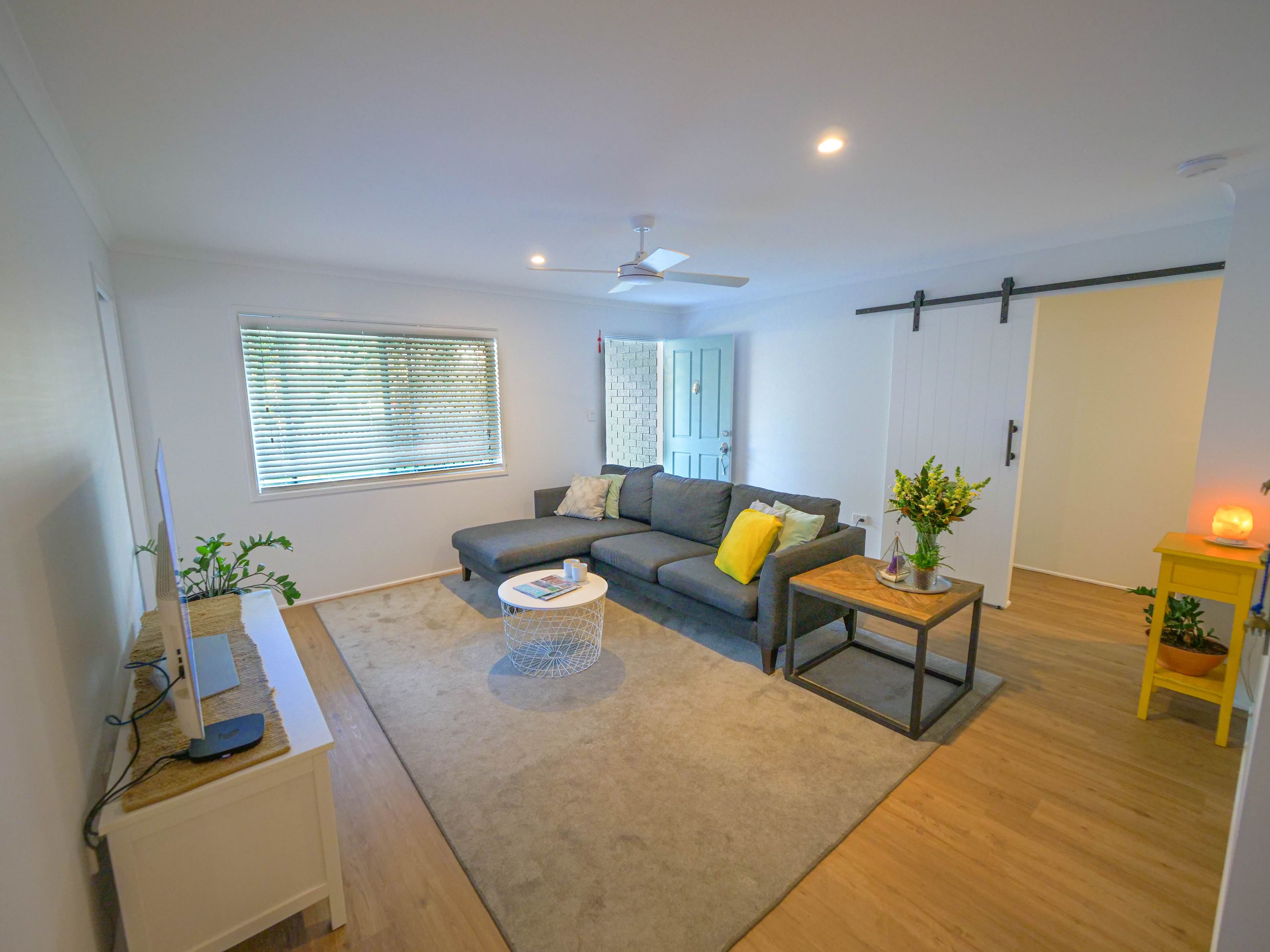 27 Saturn Street, Capalaba QLD 4157, Capalaba - Thumbnail 2