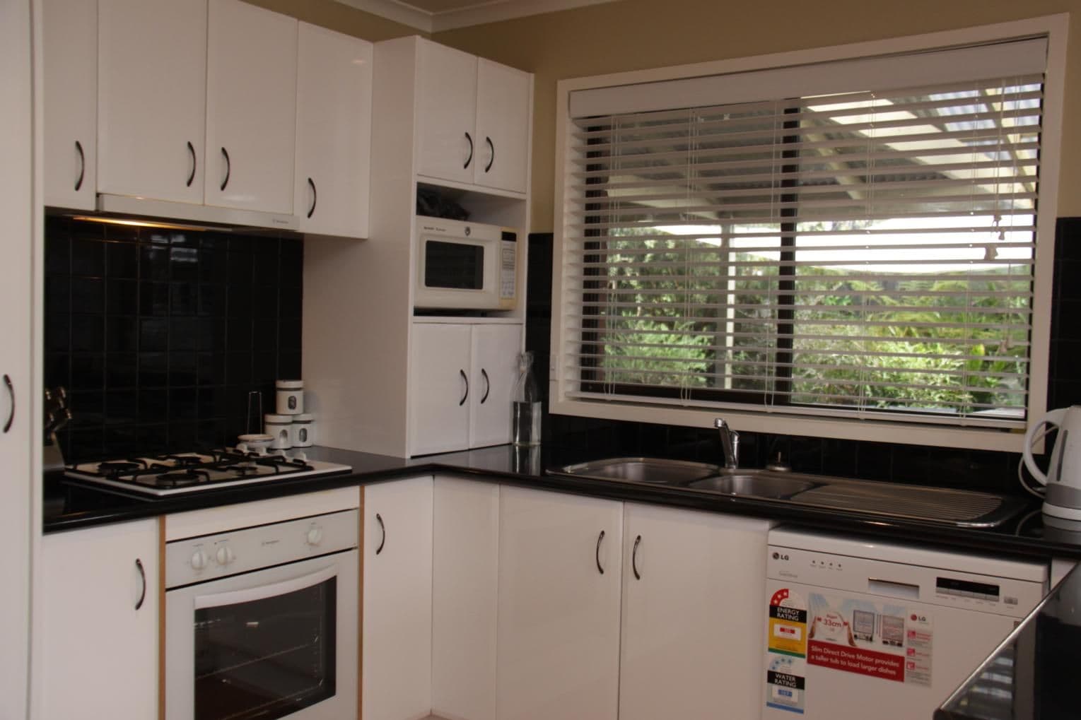 8 Shinda Court, GOLDEN SQUARE VIC 3555, Golden Square - Thumbnail 2