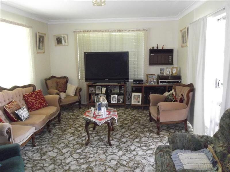 10 Chapman Street, COWRA NSW 2794, Cowra - Thumbnail 2