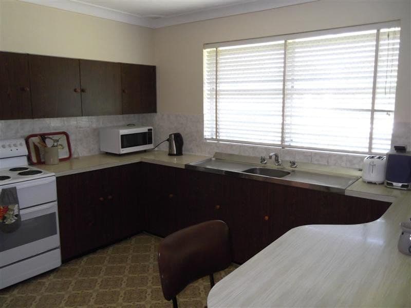 10 Chapman Street, COWRA NSW 2794, Cowra - Thumbnail 3