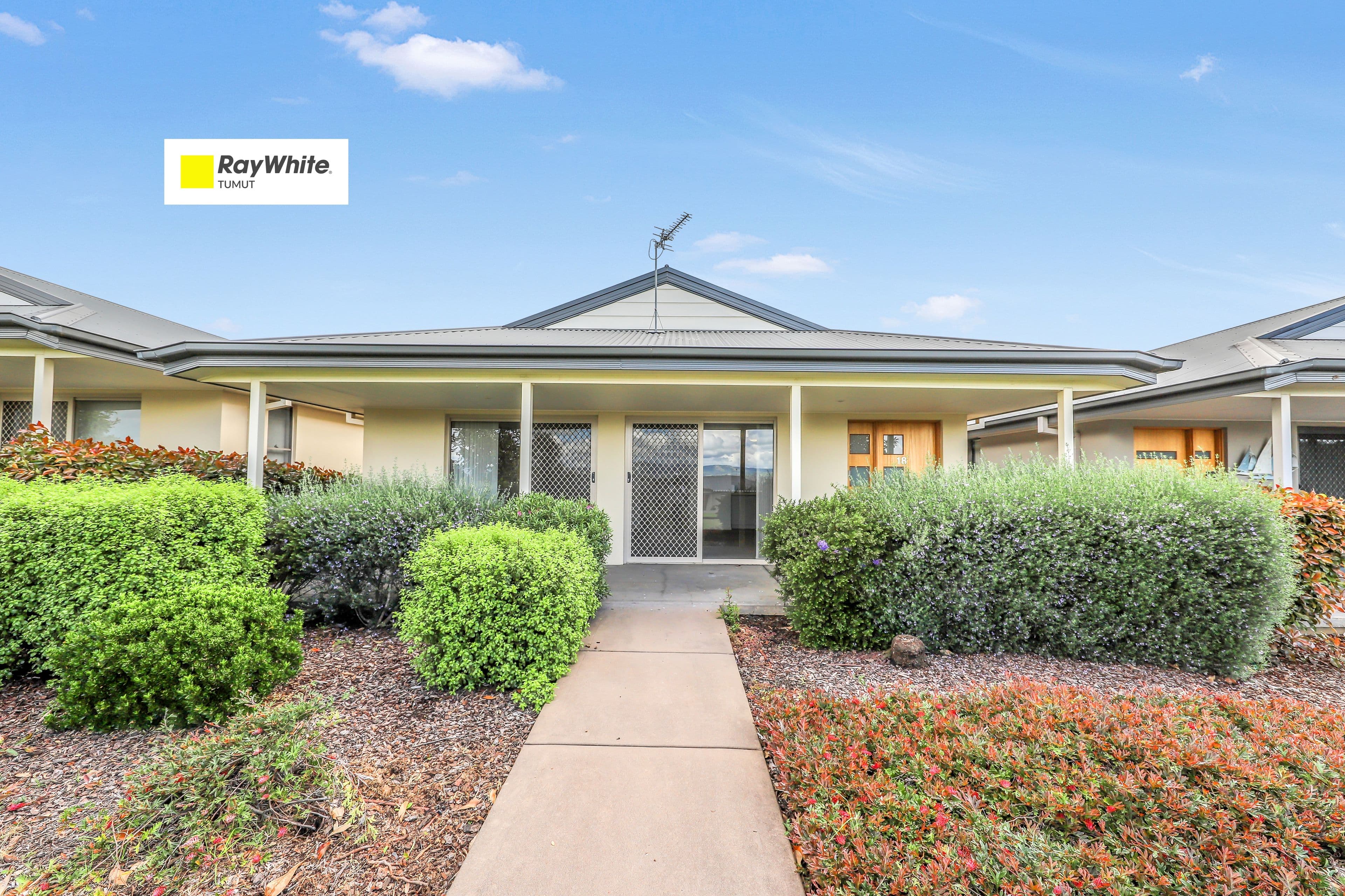 18/84 Currawong Road, Tumut NSW 2720, Tumut - Image 1