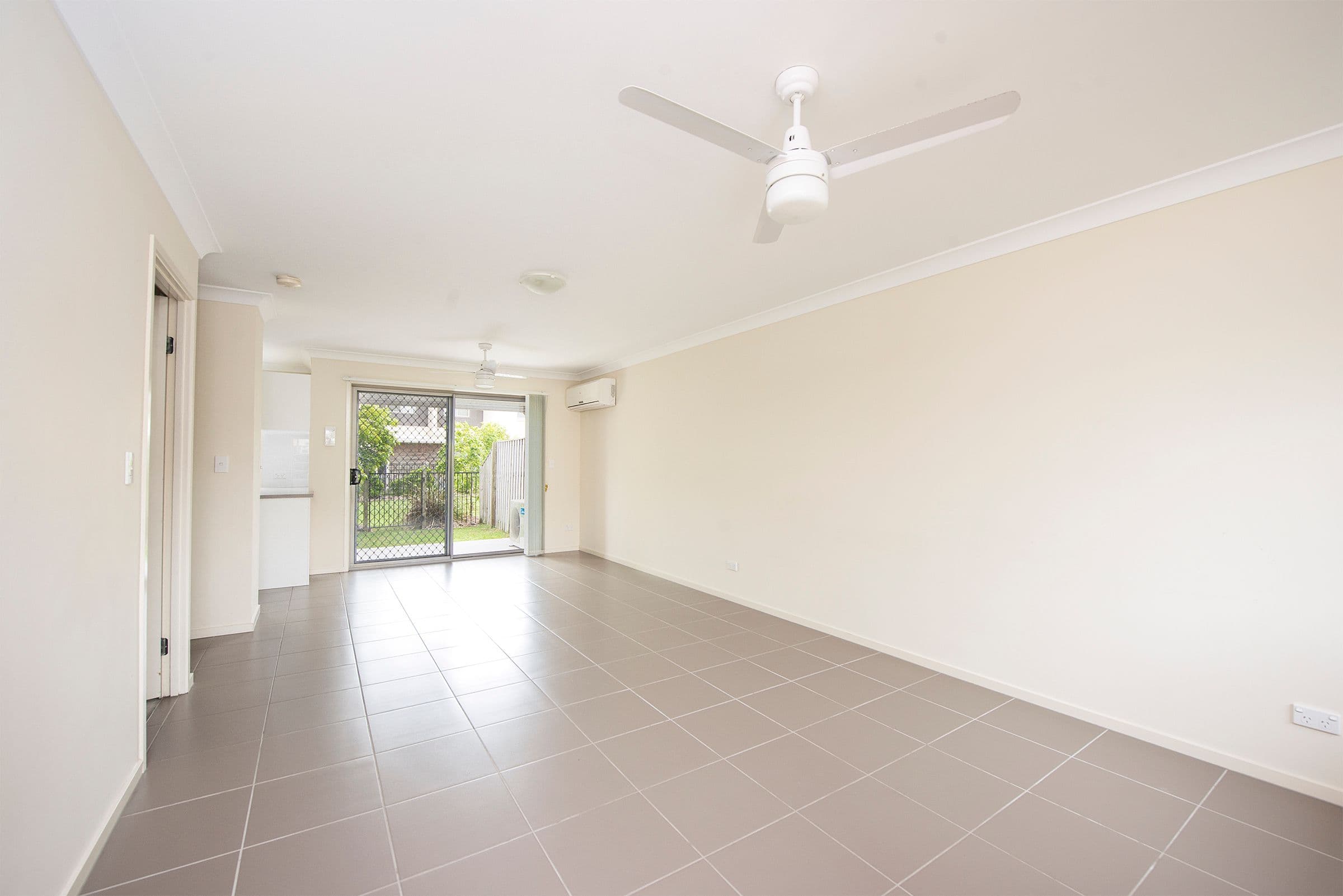 140 Eagleby Road, Eagleby QLD 4207, Eagleby - Thumbnail 4