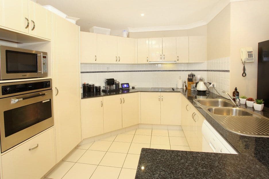 81 Swanton Drive, MUDGEERABA QLD 4213, Mudgeeraba - Thumbnail 4
