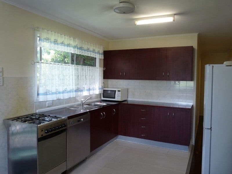 268 Blanchfield Street, KOONGAL QLD 4701, Koongal - Thumbnail 2