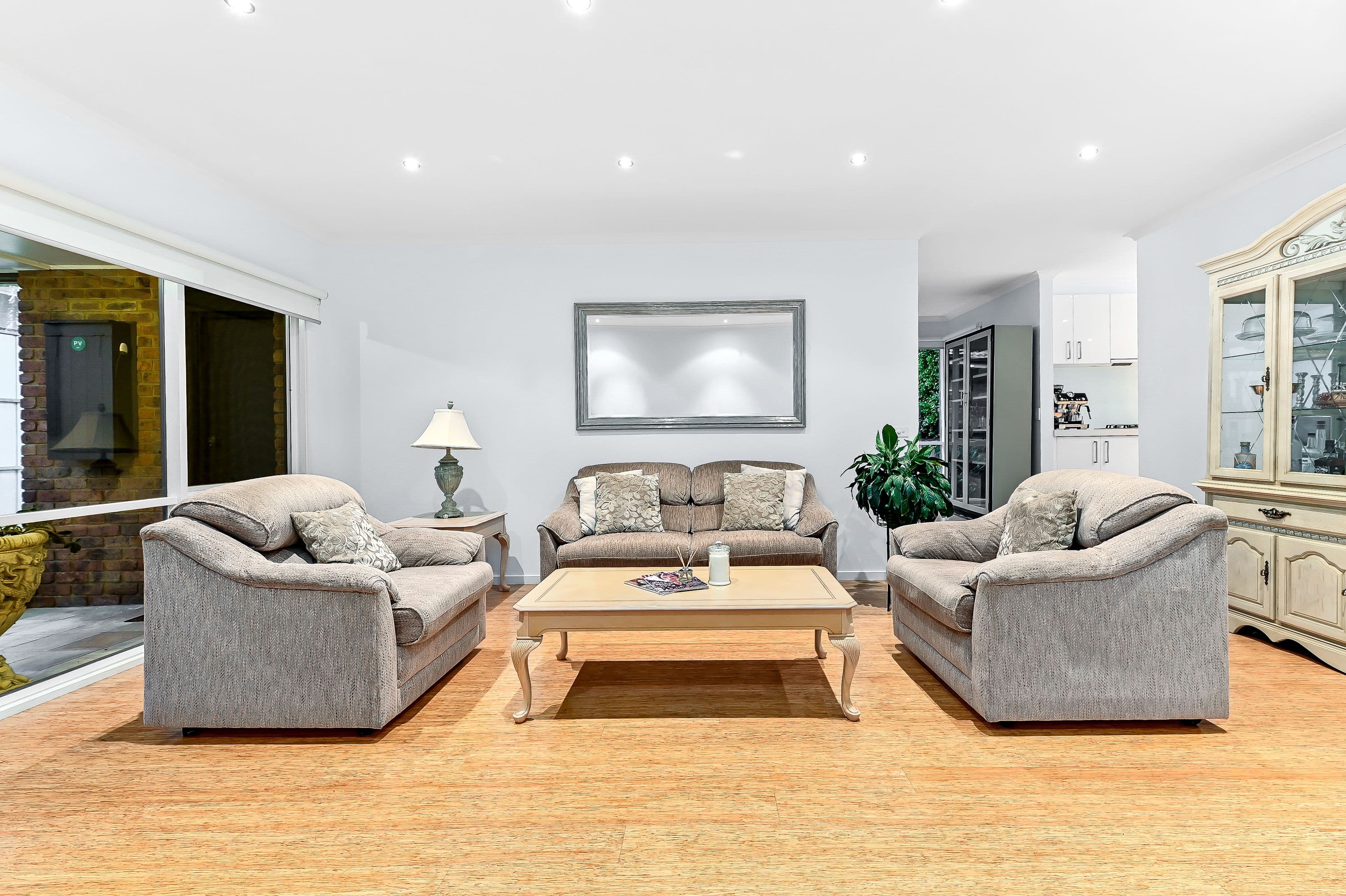 66 King Arthur Drive, Glen Waverley VIC 3150, Glen Waverley - Thumbnail 2