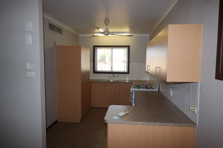 17 Wangara Crescent, South Hedland WA 6722, South Hedland - Thumbnail 2