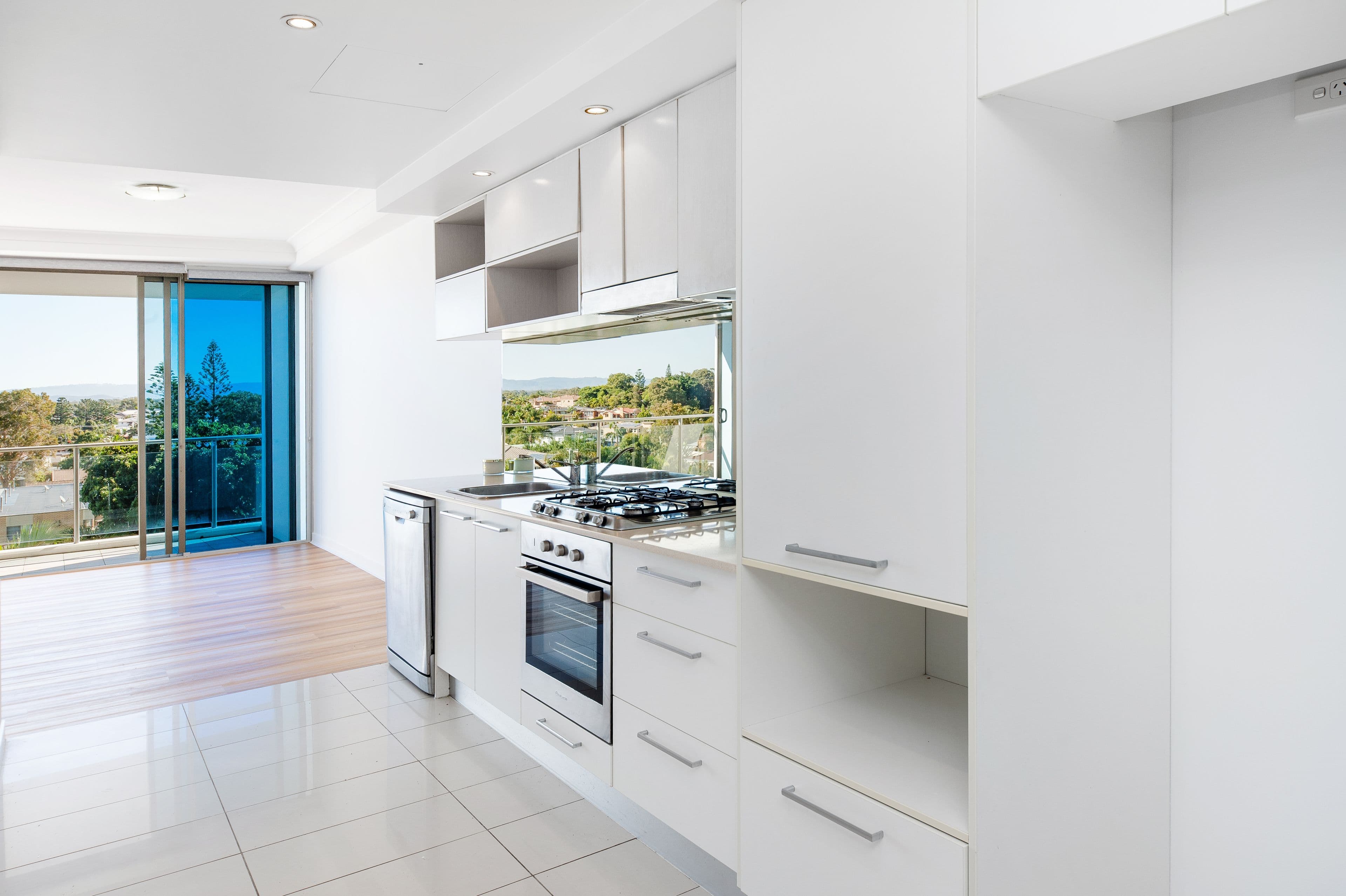 430 Marine Parade, Biggera Waters QLD 4216, Biggera Waters - Thumbnail 6