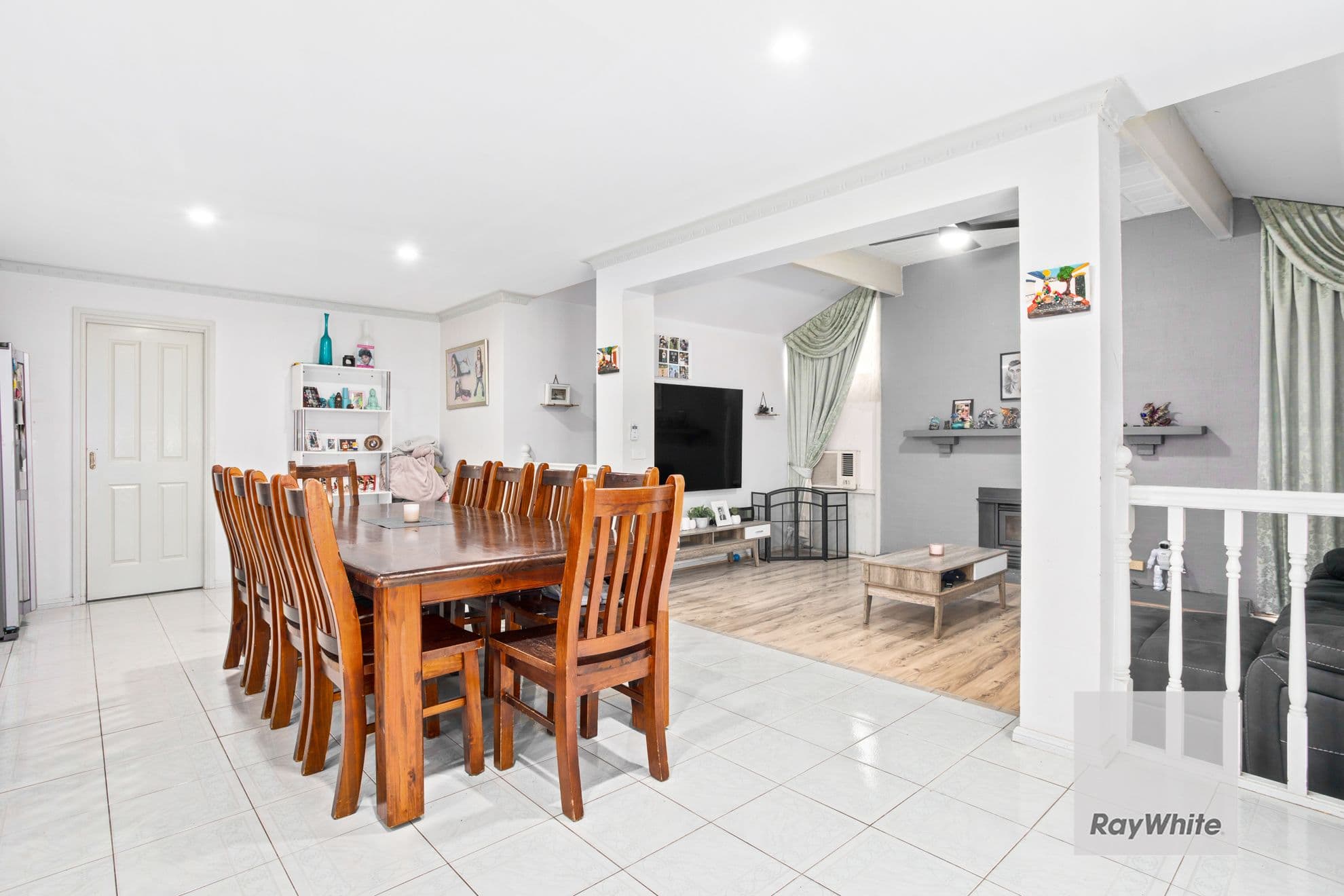 3 Grandview Crescent, Hillside VIC 3037, Hillside - Thumbnail 4