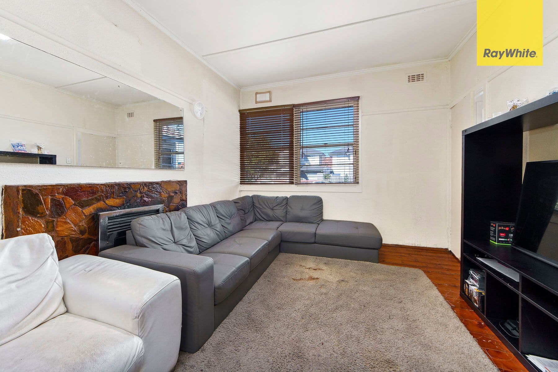 17 Thomson Street, Maidstone VIC 3012, Maidstone - Thumbnail 2