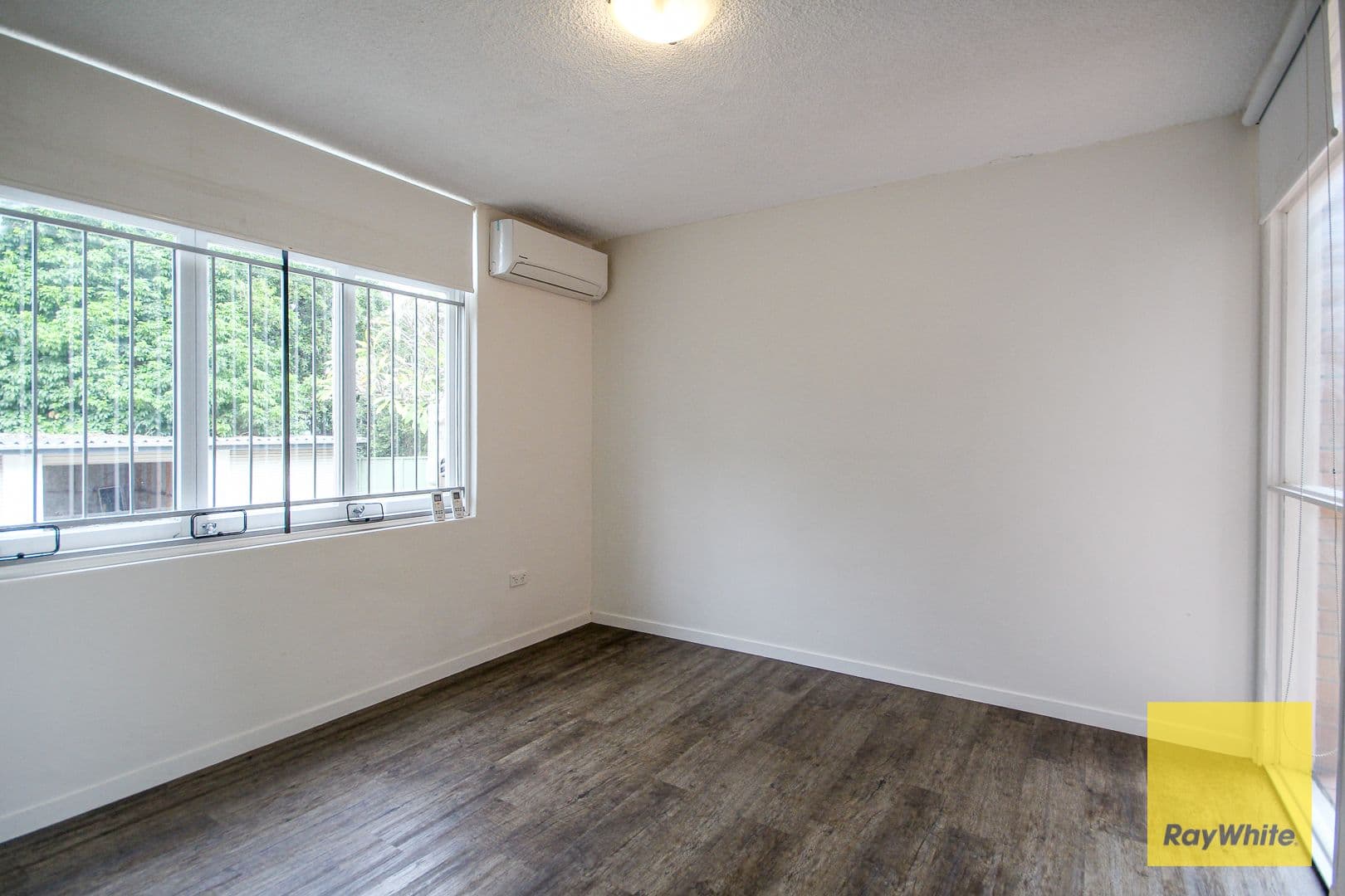 69 Chatsworth Road, Greenslopes QLD 4120, Greenslopes - Thumbnail 4