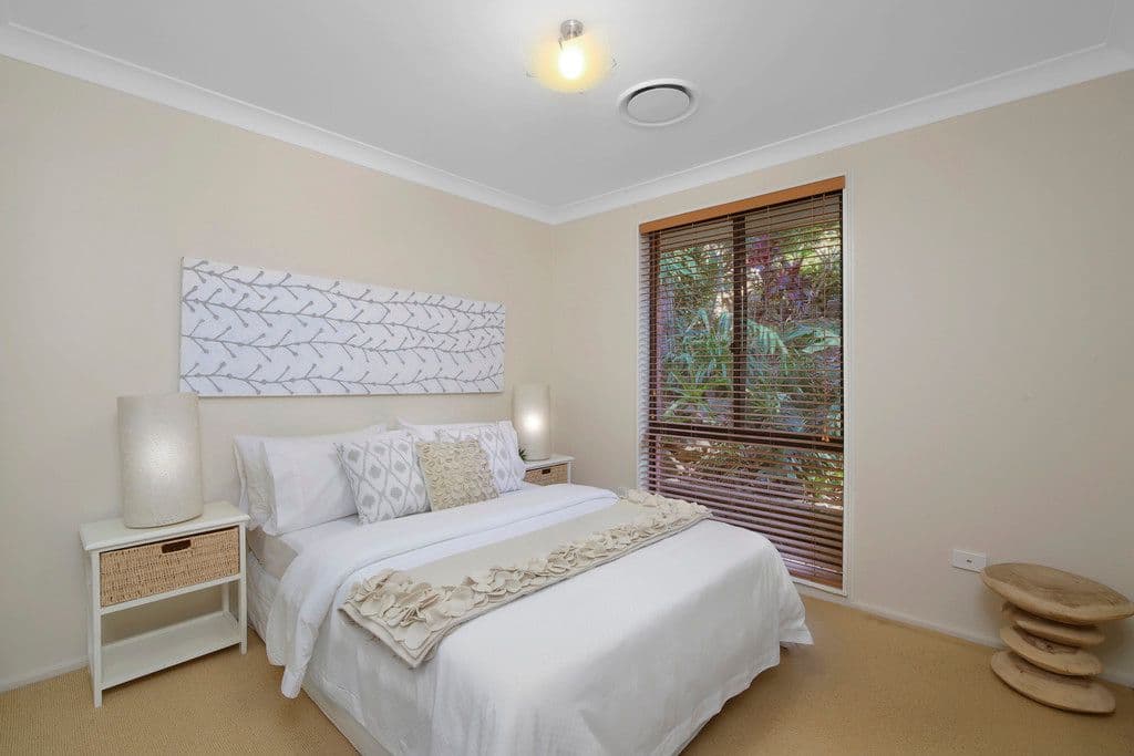 128 Lake Shore Drive, North Avoca - Thumbnail 5