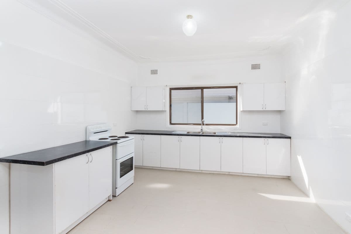 9 Kerry Road, Blacktown NSW 2148, Blacktown - Thumbnail 2