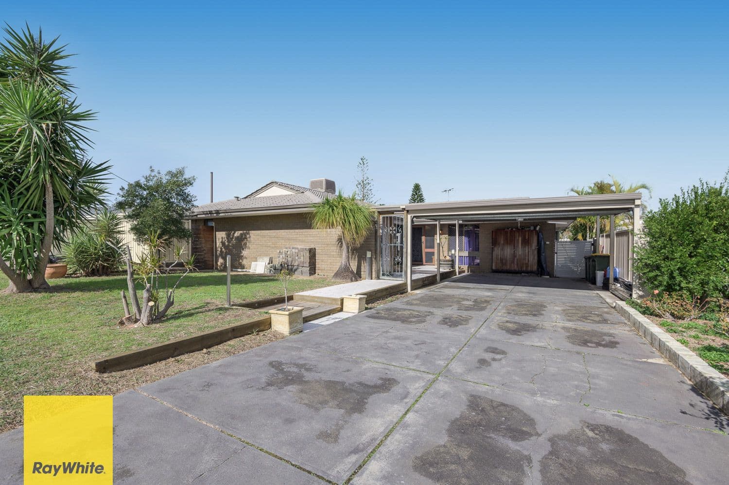 38 Burnham Way, Girrawheen WA 6064, Girrawheen - Thumbnail 3