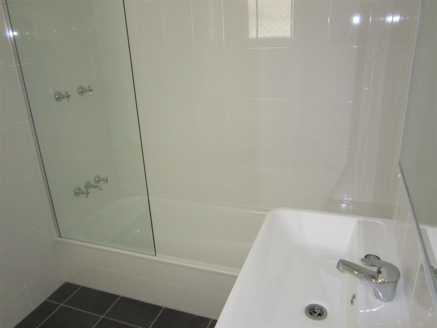 37 Larnach Street, ALLENSTOWN QLD 4700, Allenstown - Thumbnail 8