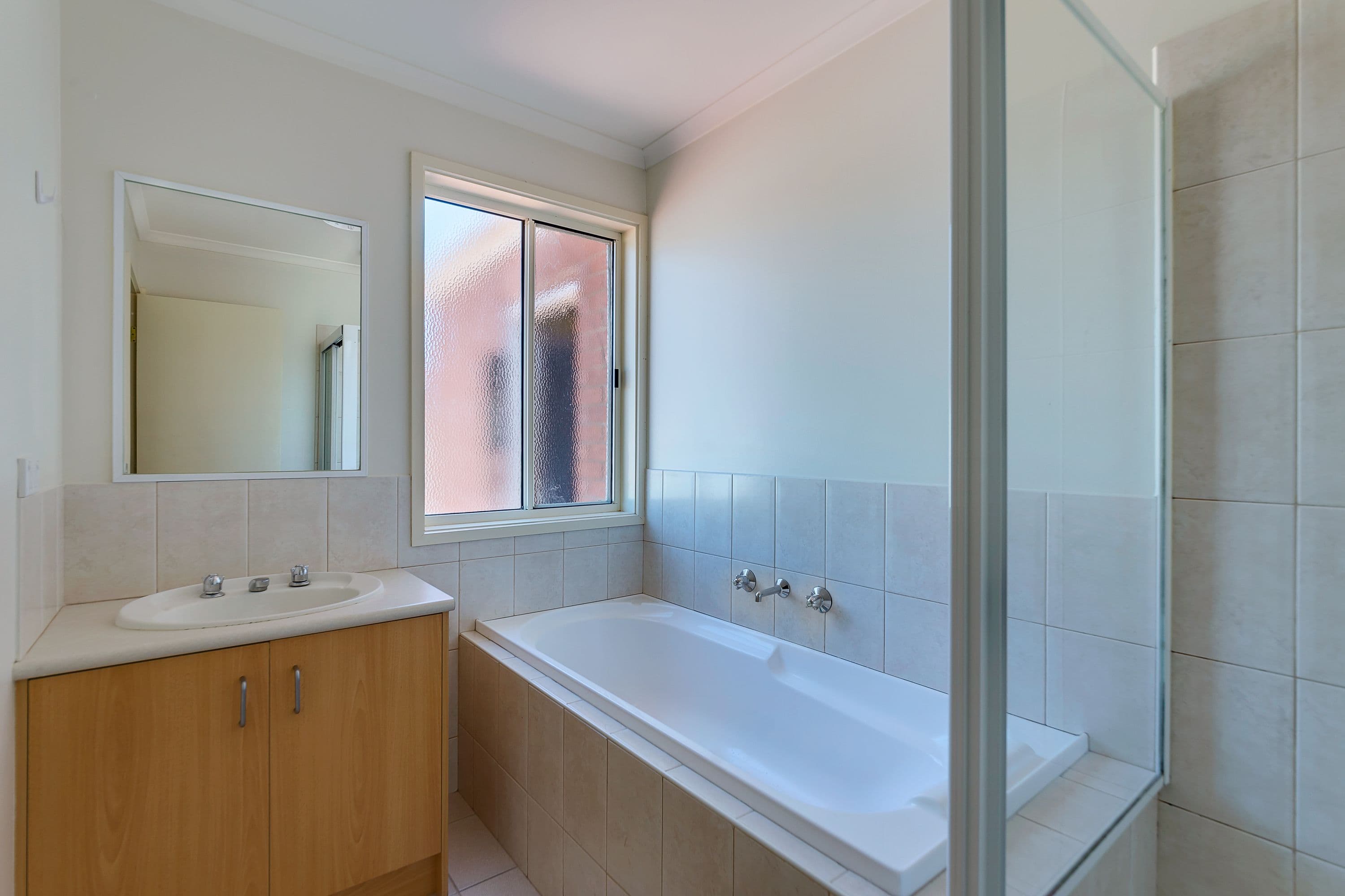 16 Erindale Place, Craigieburn VIC 3064, Craigieburn - Thumbnail 5