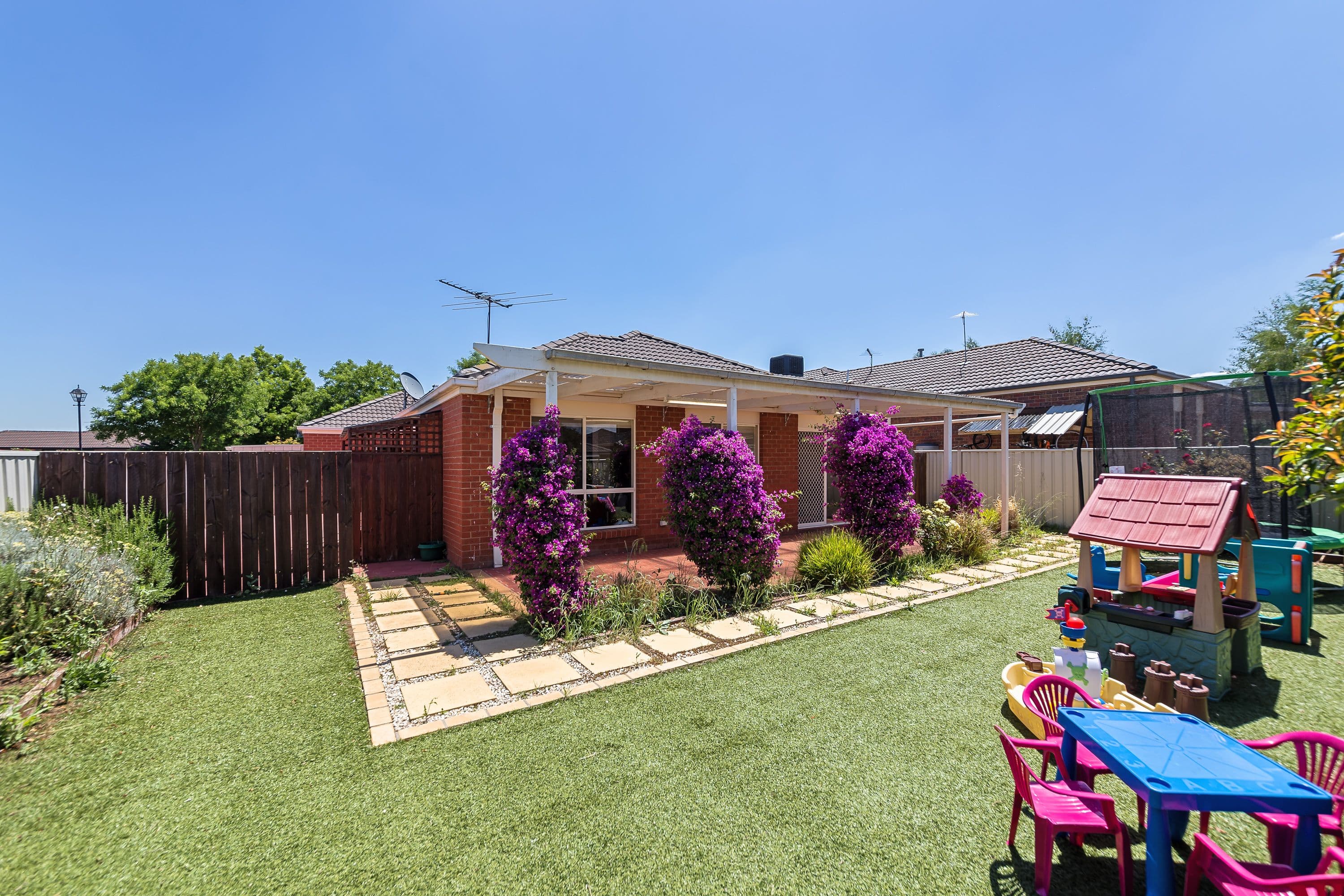 16 Erindale Place, Craigieburn VIC 3064, Craigieburn - Thumbnail 7