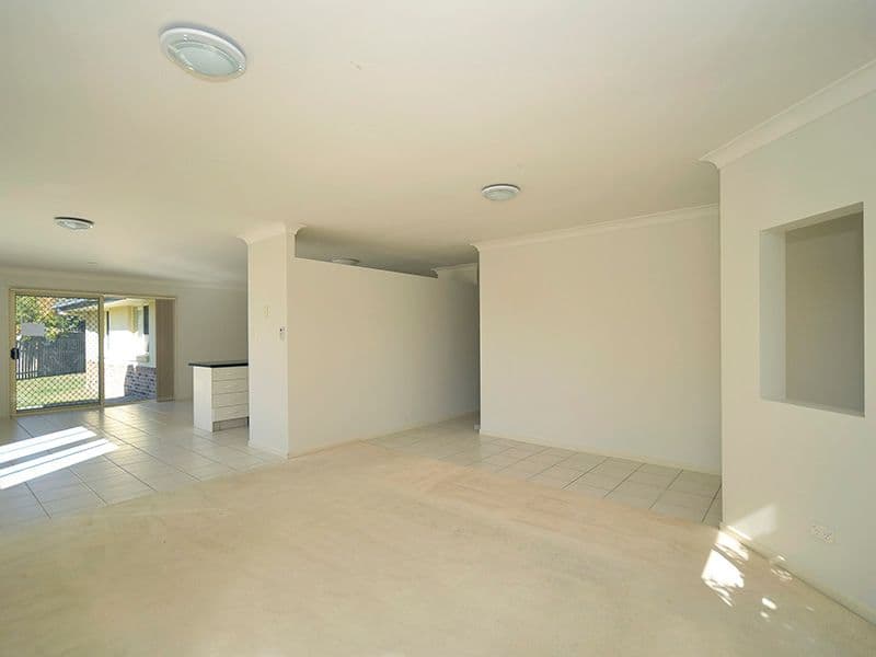 42 Lambor Drive, MUDGEERABA QLD 4213, Mudgeeraba - Thumbnail 6