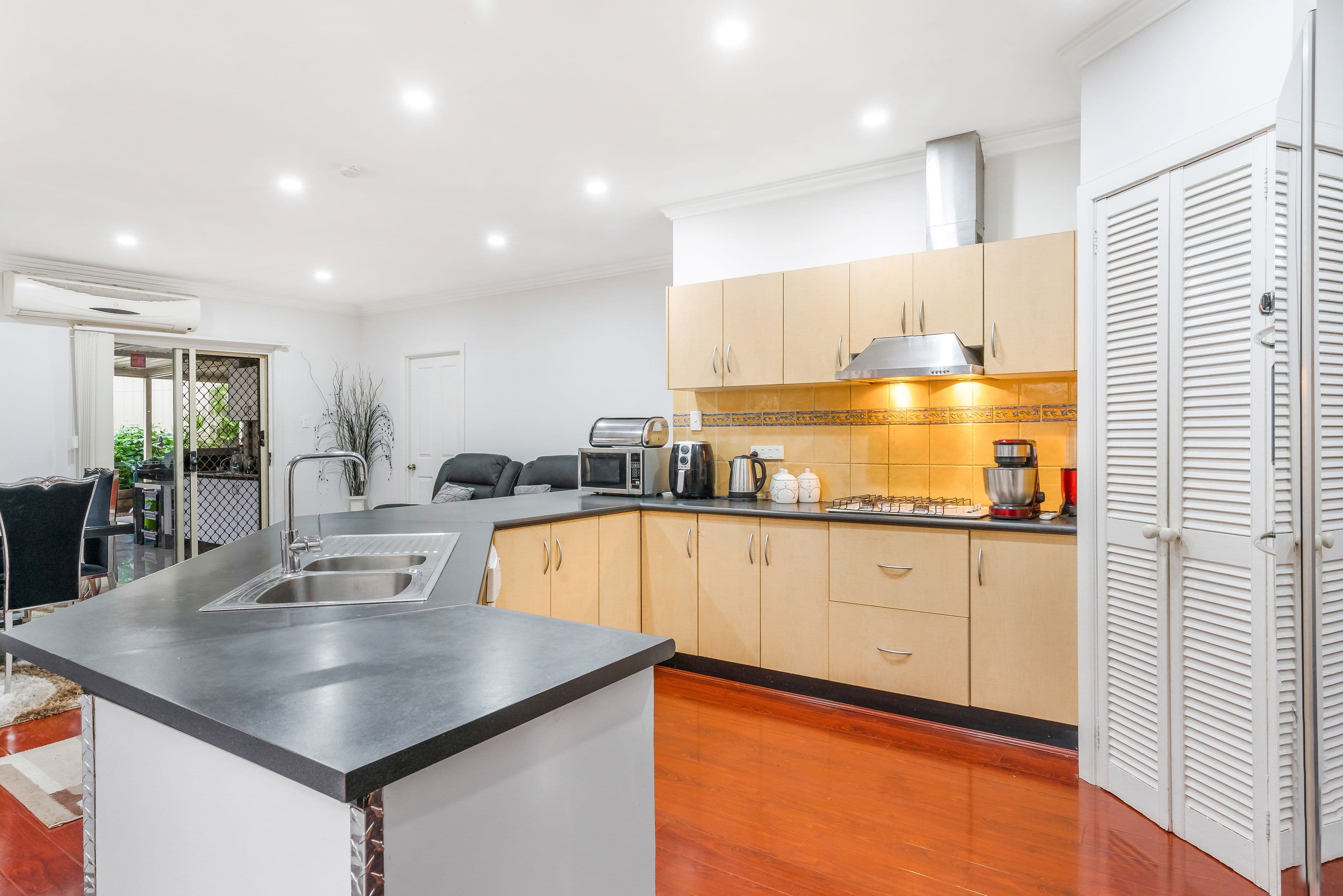 12B Doran Avenue, Lurnea NSW 2170, Lurnea - Thumbnail 6