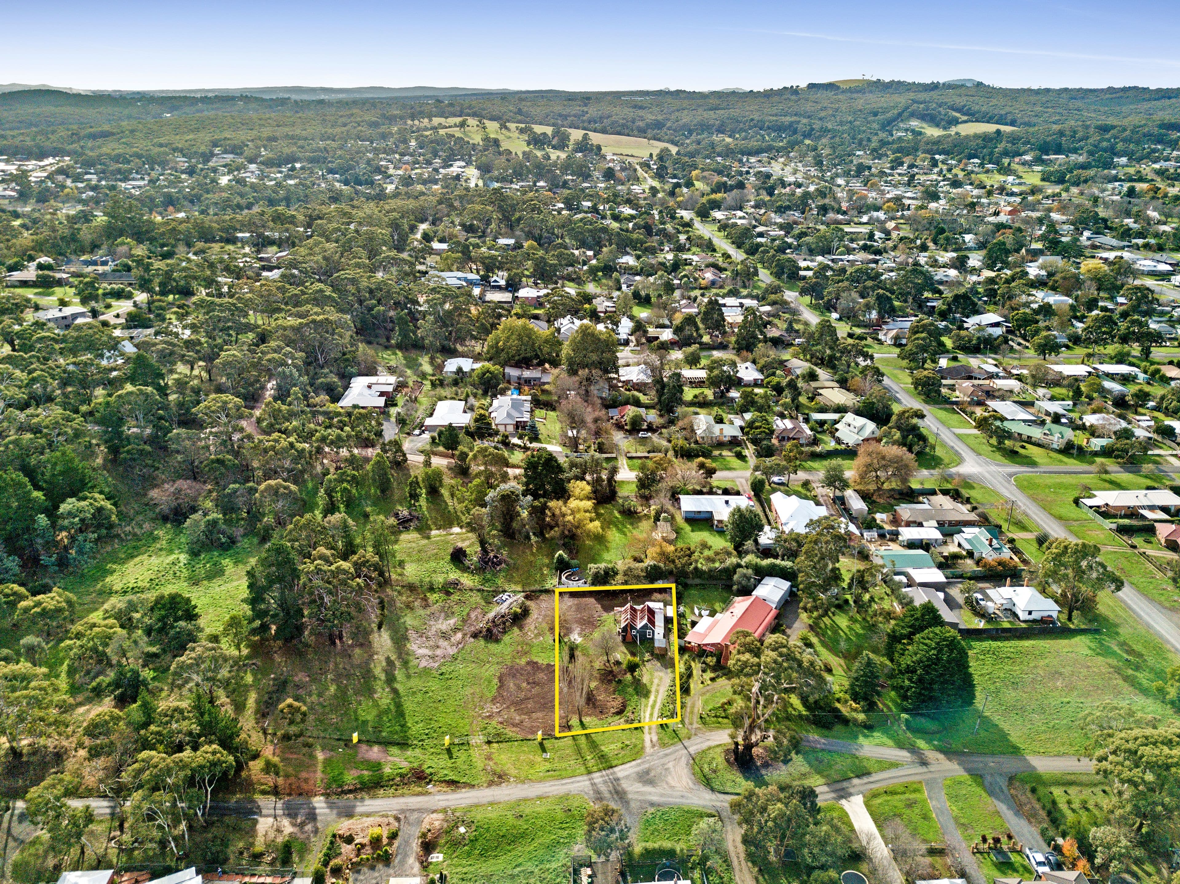 206 Nolan Street, Buninyong VIC 3357, Buninyong - Thumbnail 2