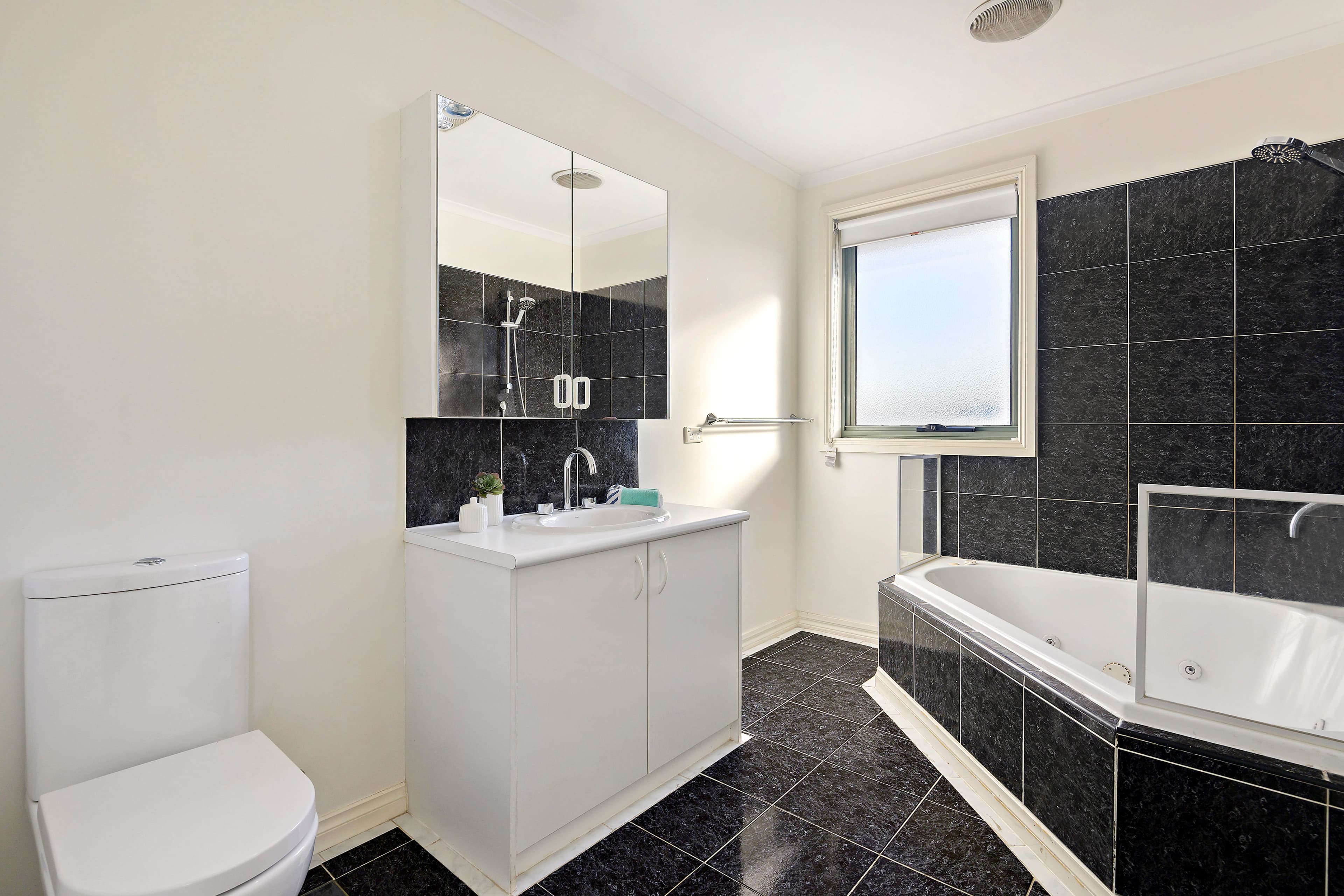 320 Haughton Road, Clayton VIC 3168, Clayton - Thumbnail 8
