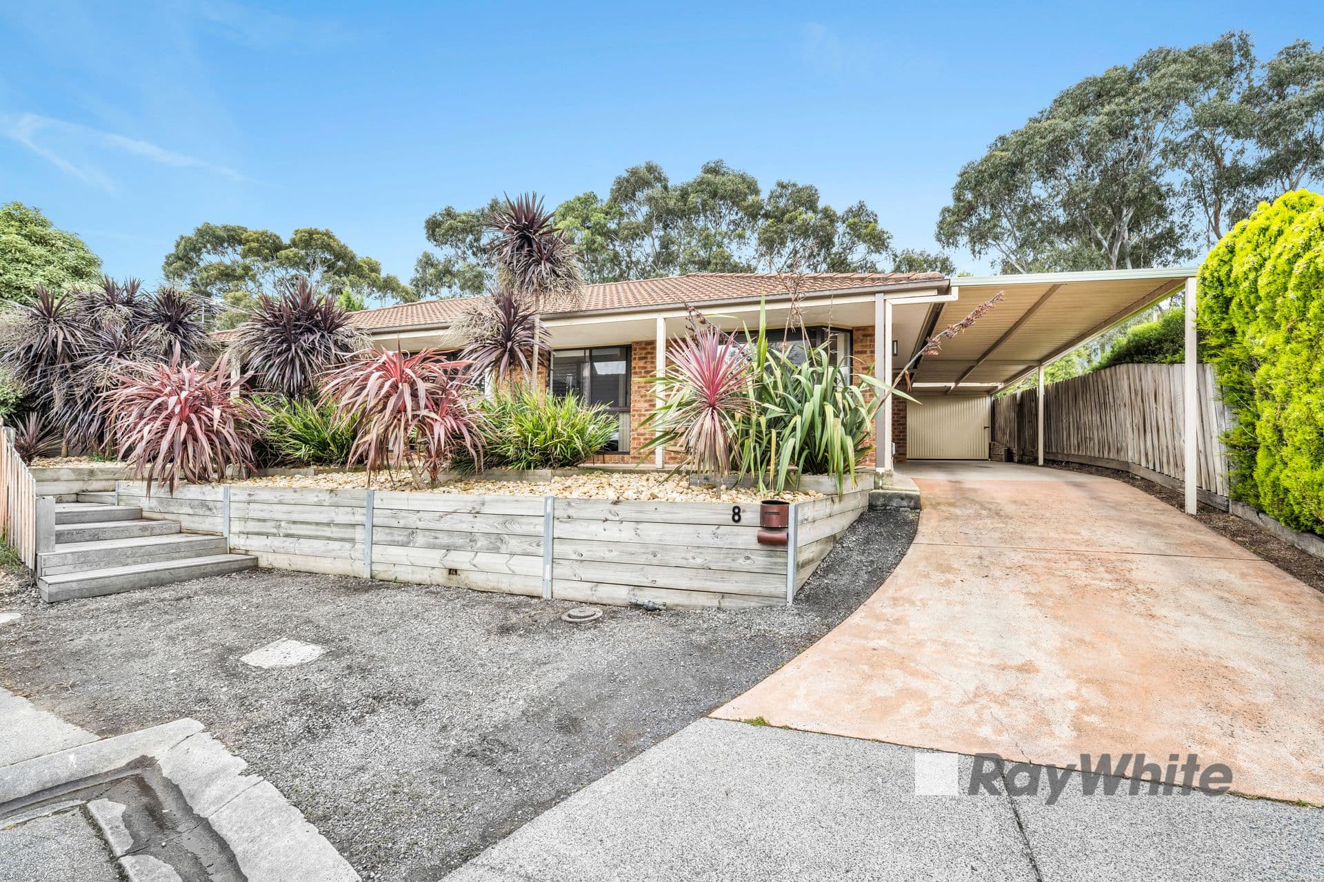 8 Bowman Close, Narre Warren South VIC 3805, Narre Warren South - Image 1