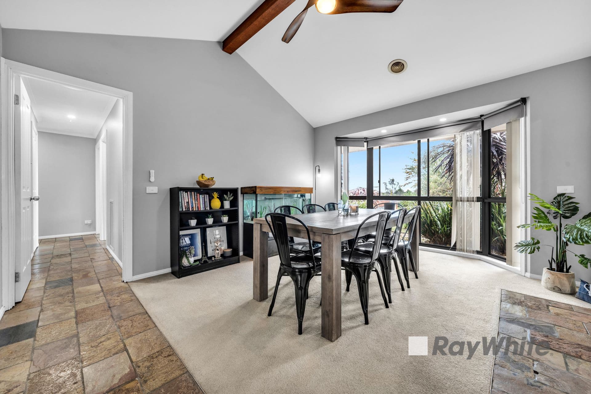 8 Bowman Close, Narre Warren South VIC 3805, Narre Warren South - Thumbnail 8