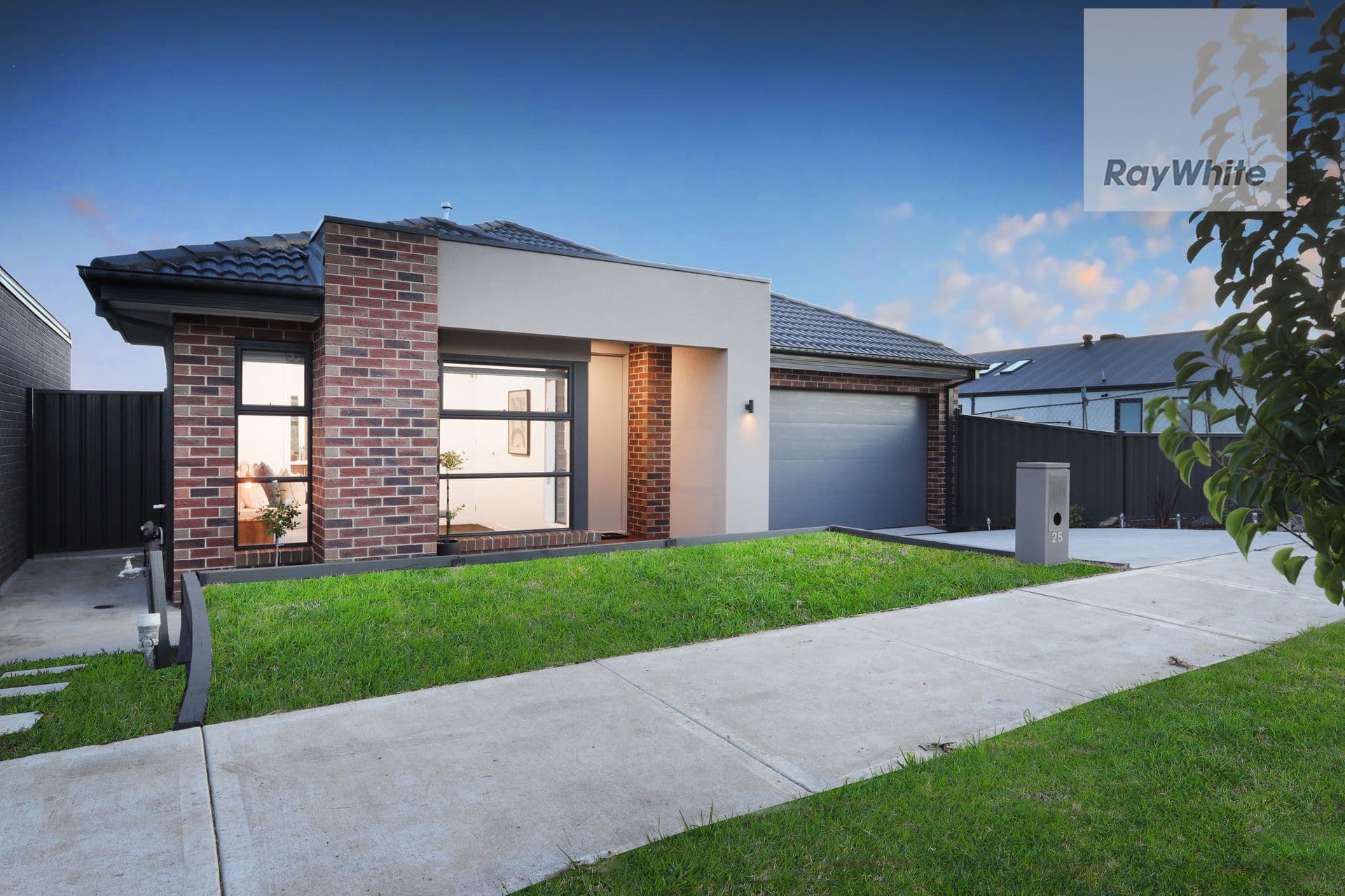 25 Orienteering Drive, Greenvale VIC 3059, Greenvale - Thumbnail 2