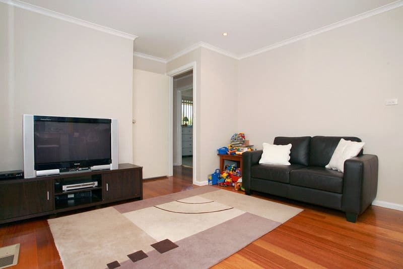4 Eddington Place, ENDEAVOUR HILLS VIC 3802, Endeavour Hills - Thumbnail 3