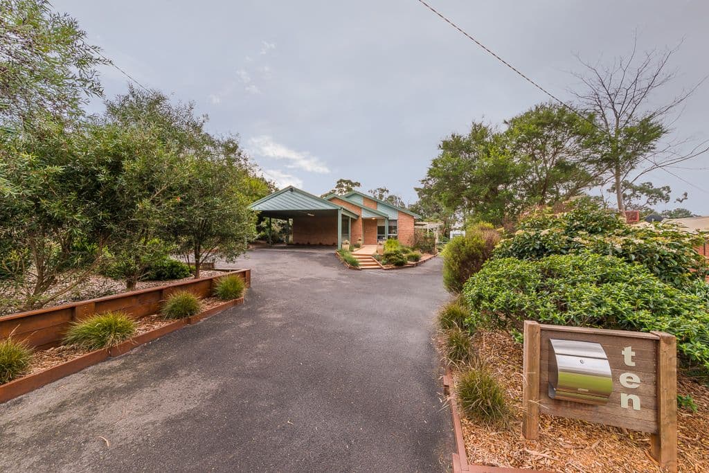 10 Hill Court, Rosebud VIC 3939, Rosebud - Thumbnail 2