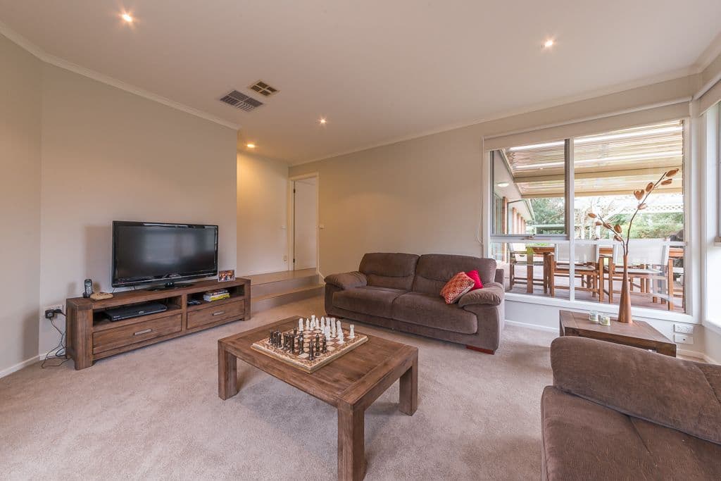 10 Hill Court, Rosebud VIC 3939, Rosebud - Thumbnail 4