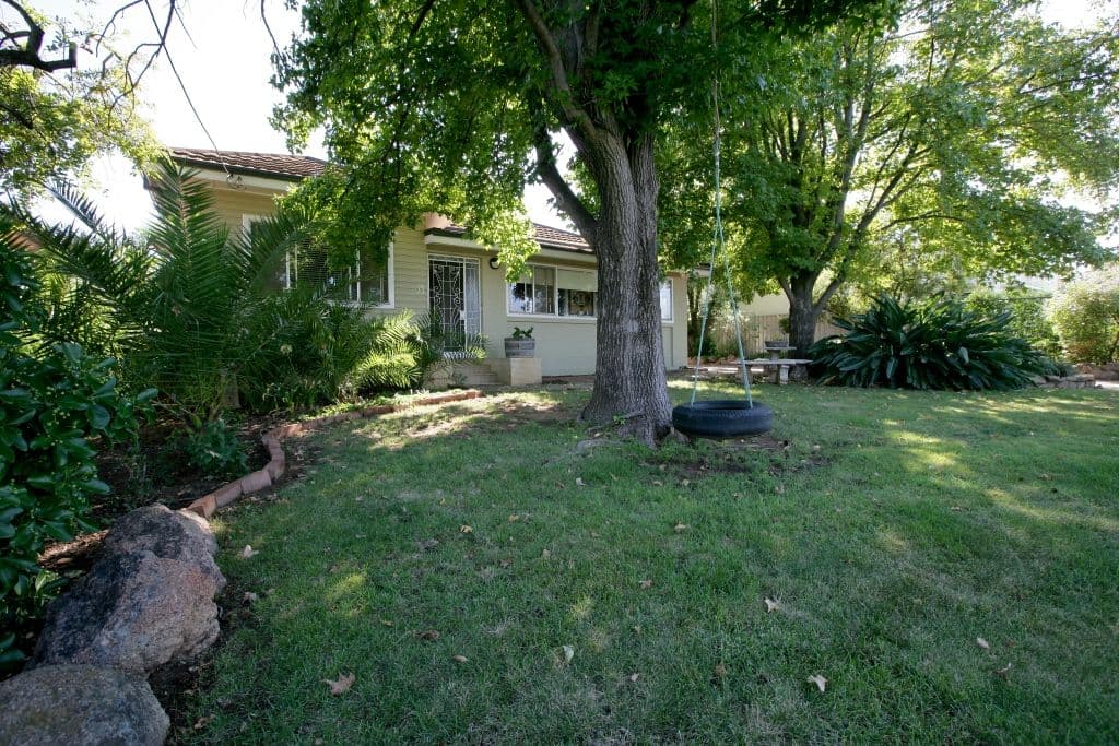 25 Wooden Street, TURVEY PARK NSW 2650, Turvey Park - Thumbnail 3
