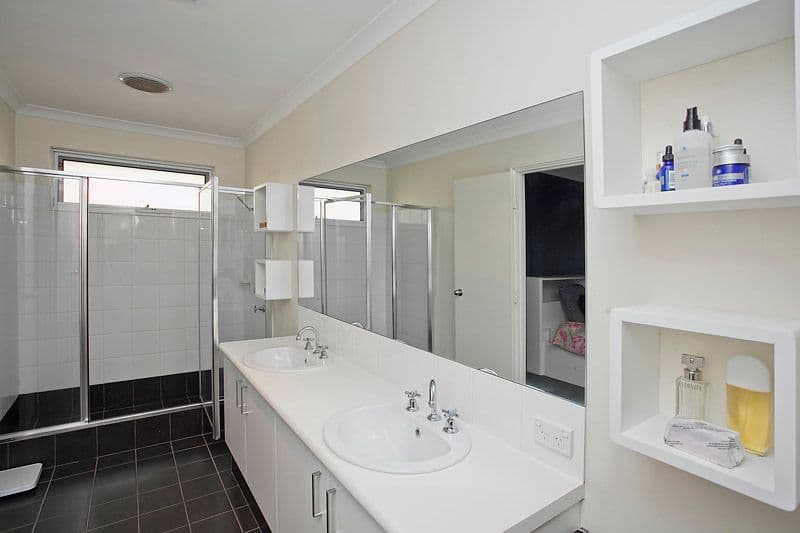 5 Parkfarm Drive, SOUTH GUILDFORD WA 6055, South Guildford - Thumbnail 8