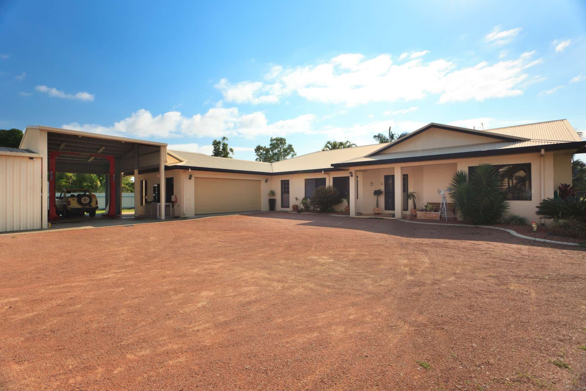 8 Rupertswood Drive, ALICE RIVER QLD 4817, Alice River - Image 1