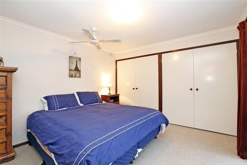1 Bernborough Place, MILL PARK VIC 3082, Mill Park - Thumbnail 8